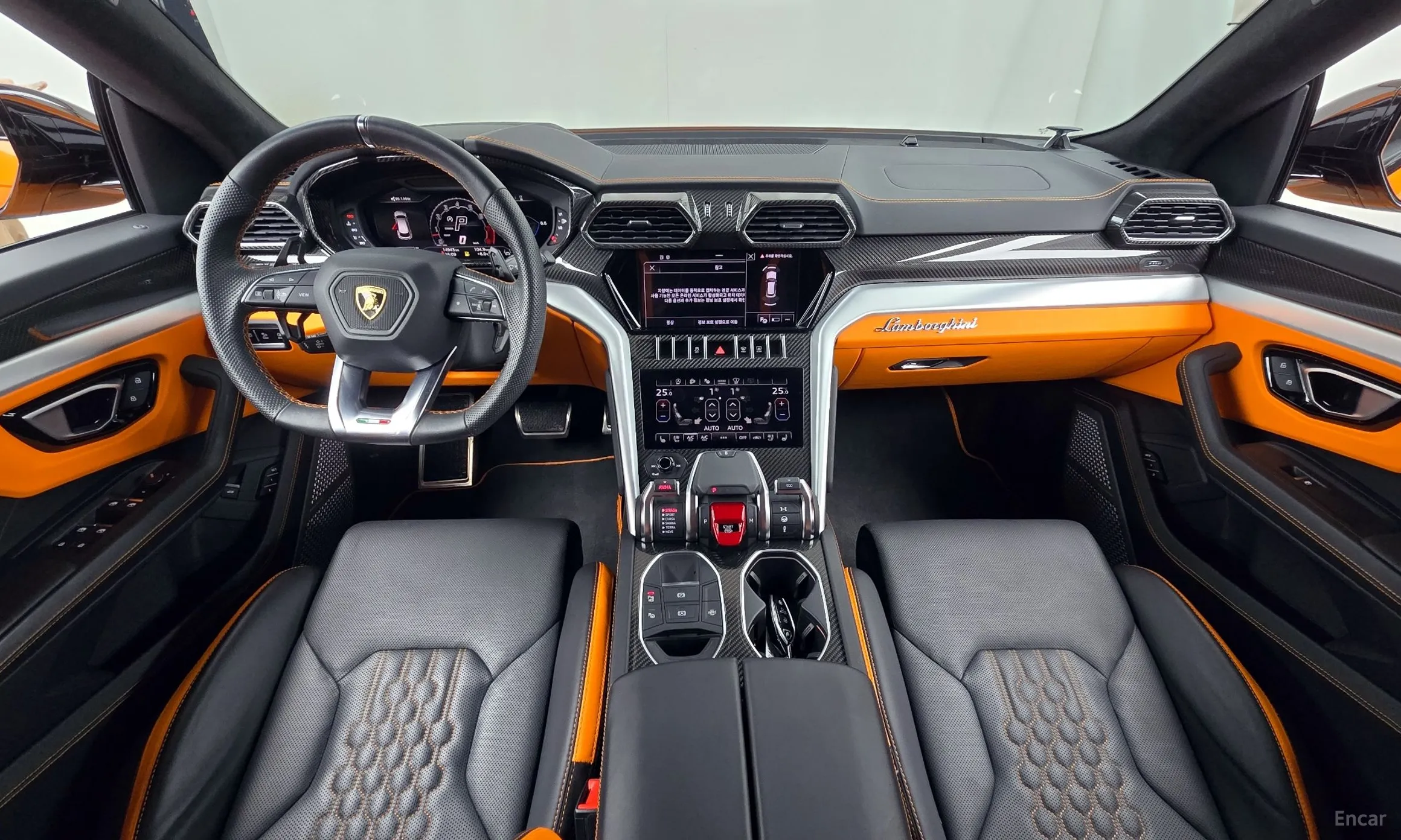 Lamborghini Urus превью 7