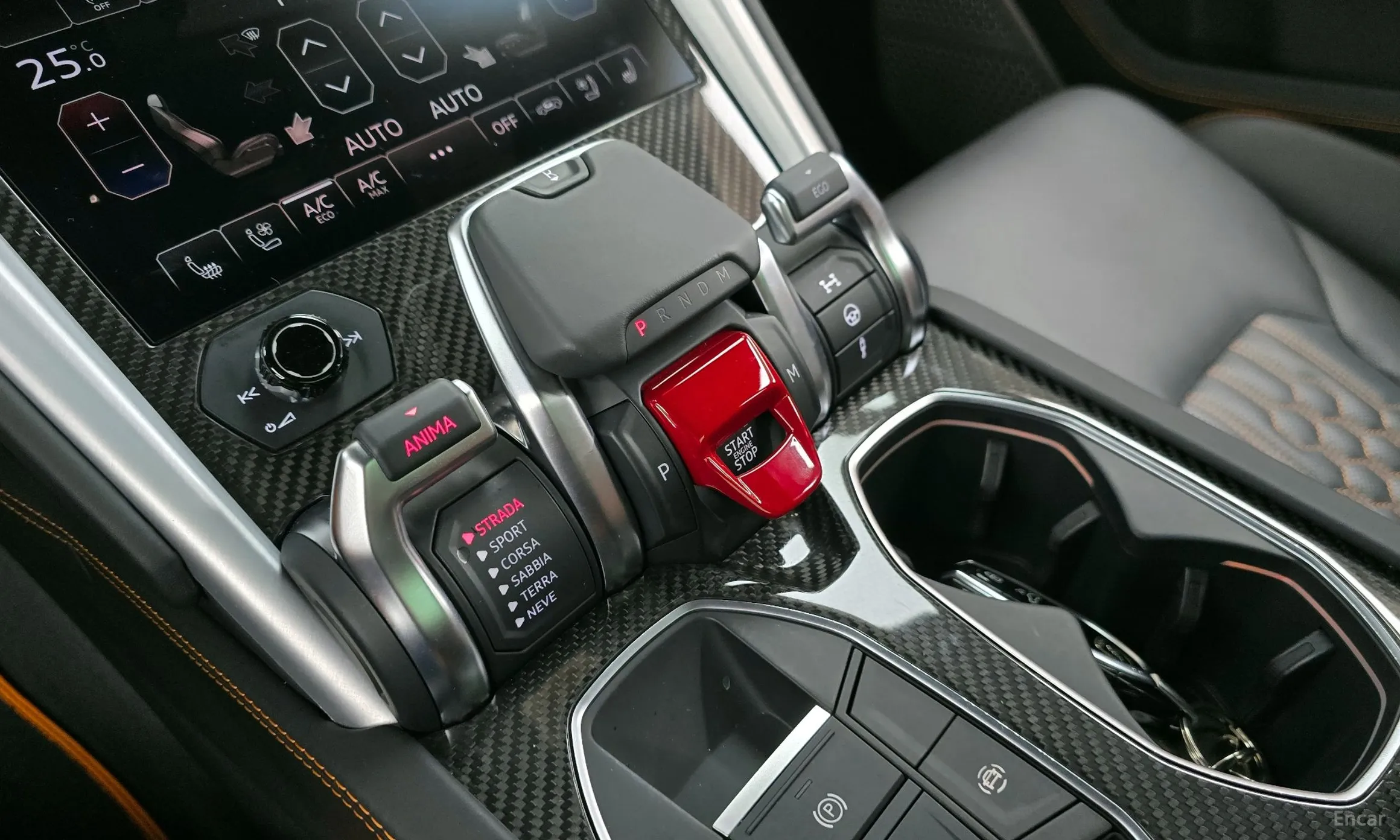 Lamborghini Urus превью 9