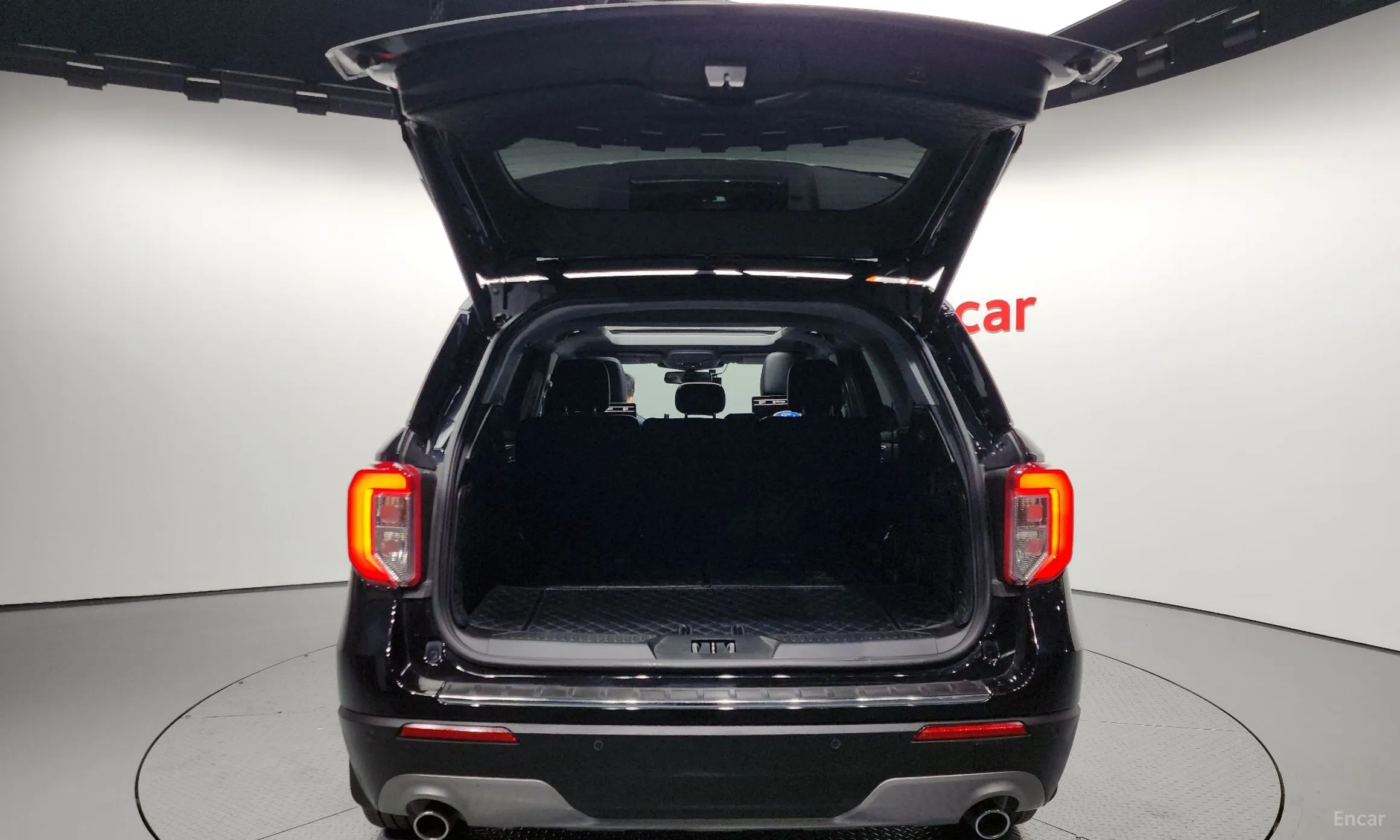 Ford Explorer 6th Generation превью 20