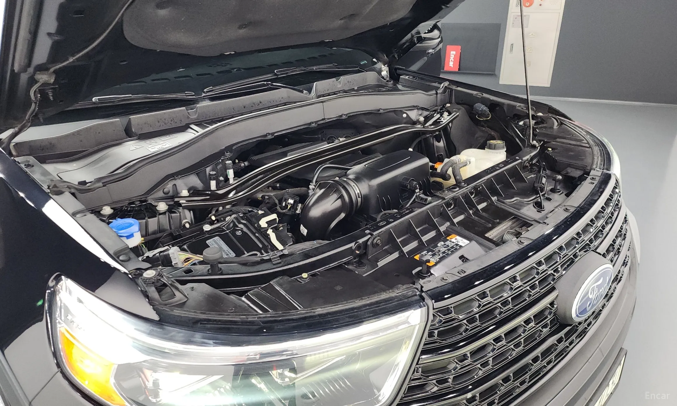 Ford Explorer 6th Generation превью 6