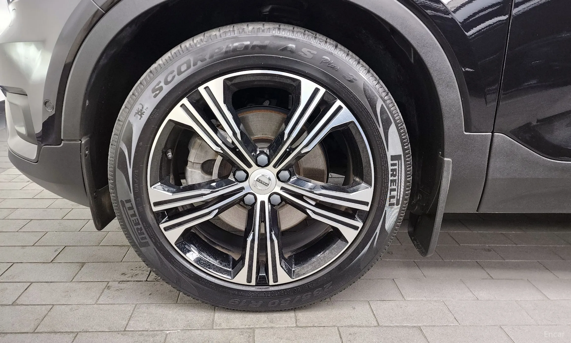 Volvo XC40 превью 5