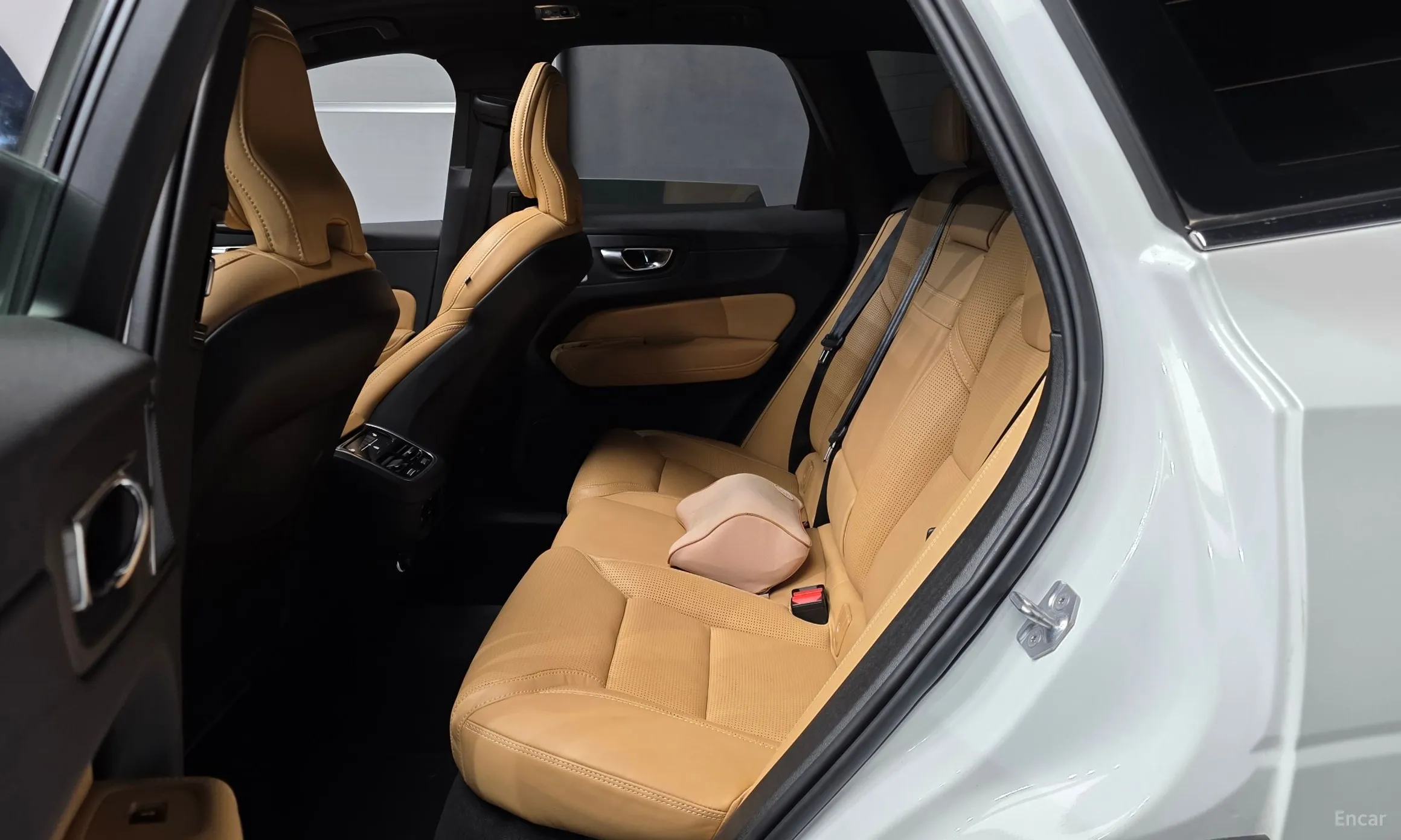 Volvo XC60 Gen 2 превью 12