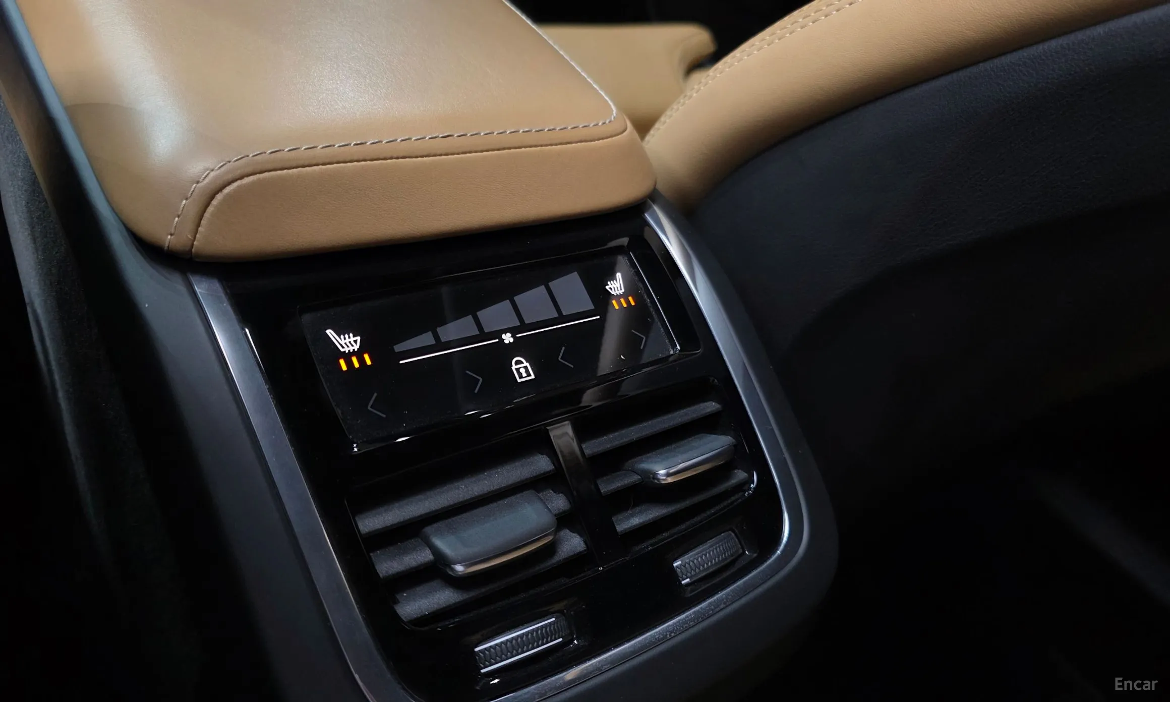 Volvo XC60 Gen 2 превью 17
