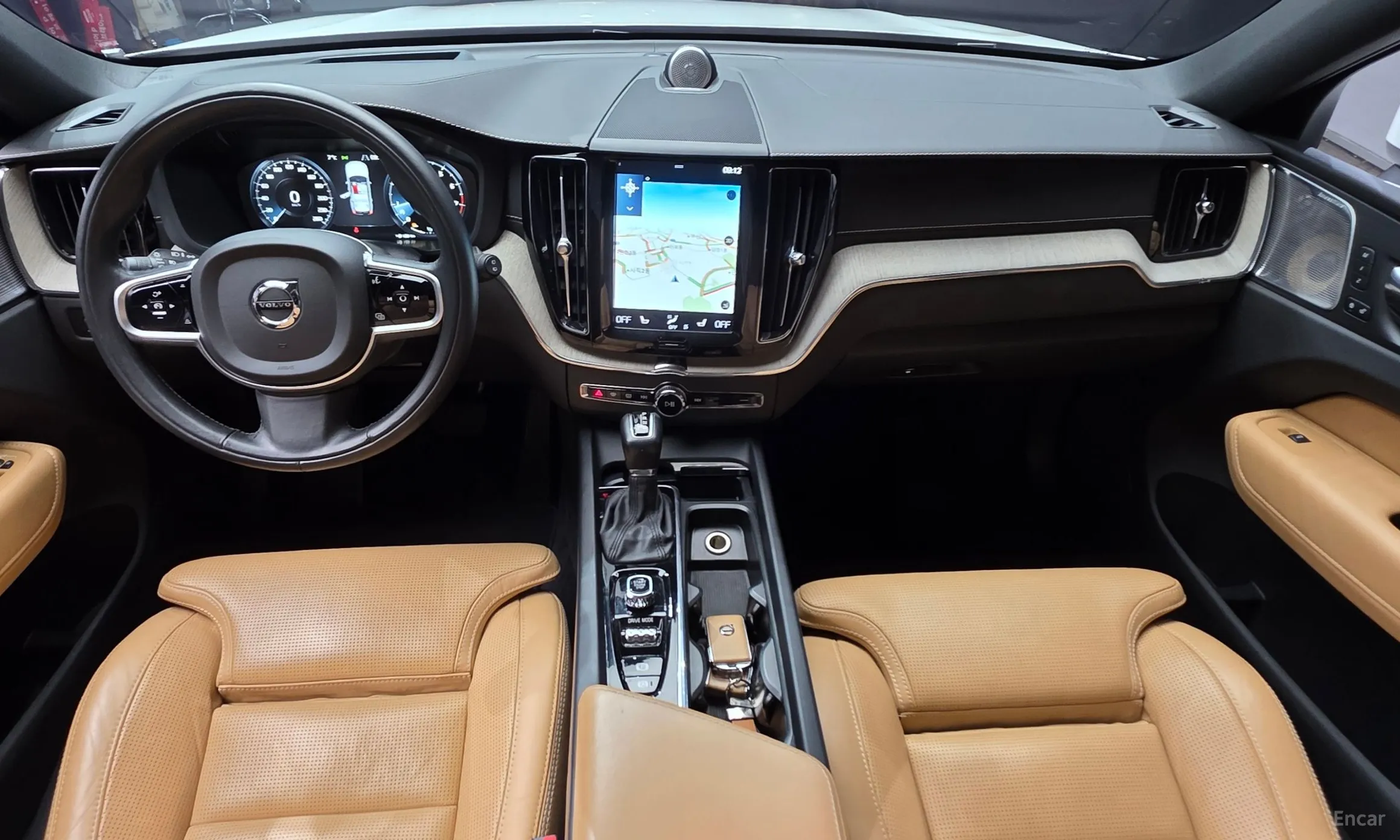 Volvo XC60 Gen 2 превью 7