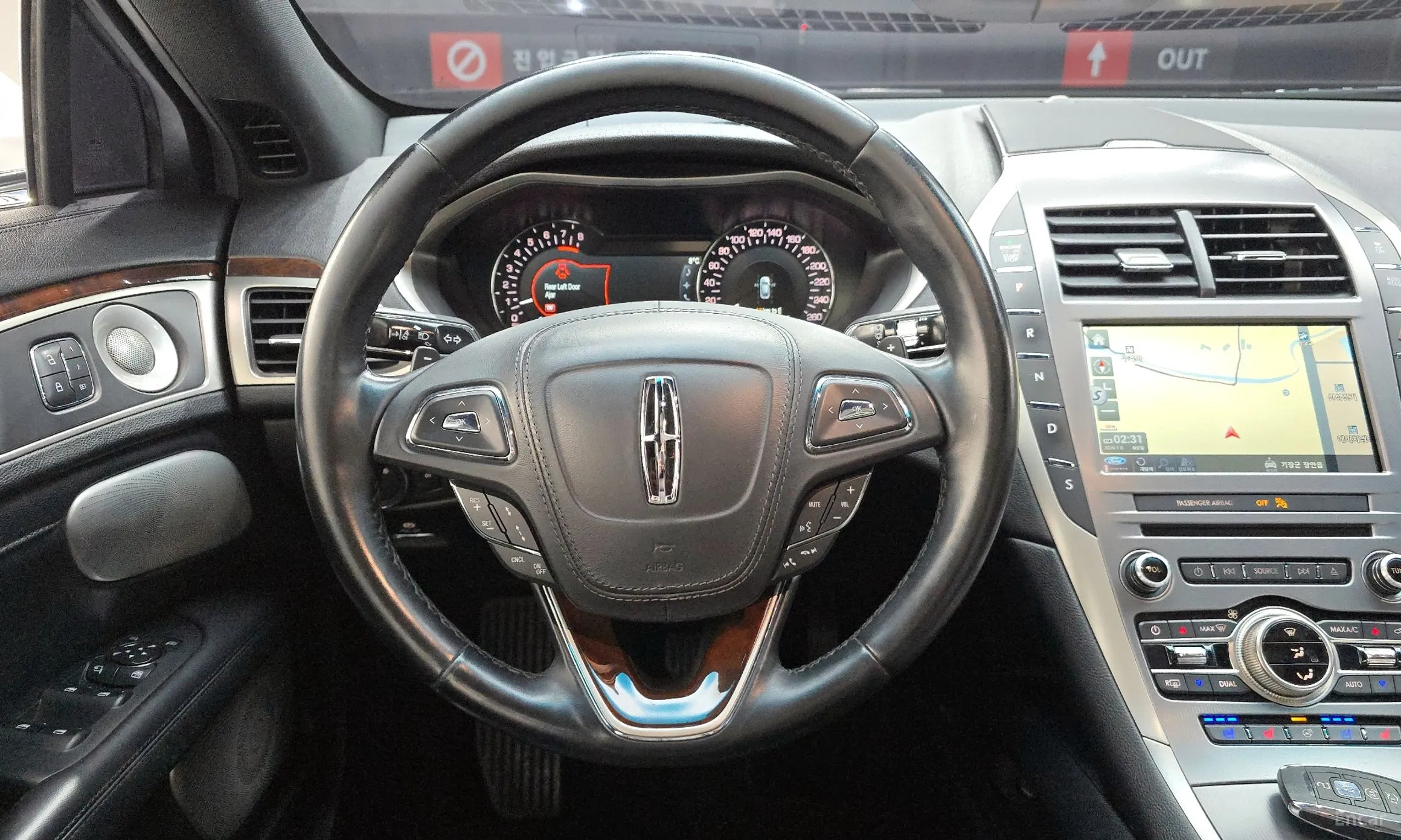 Lincoln New MKZ превью 13