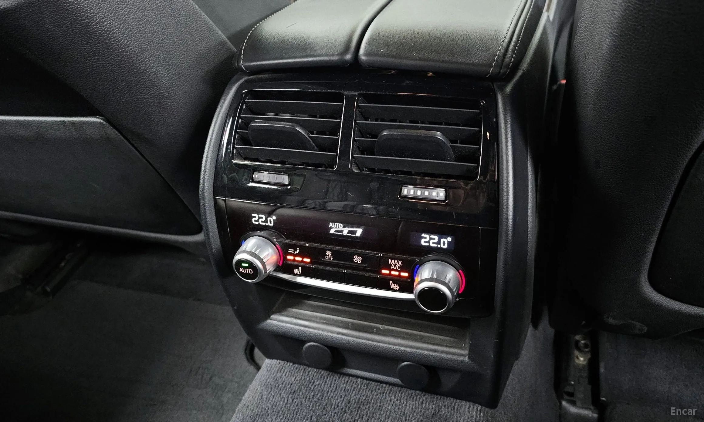 BMW 5 Series (G30) превью 19