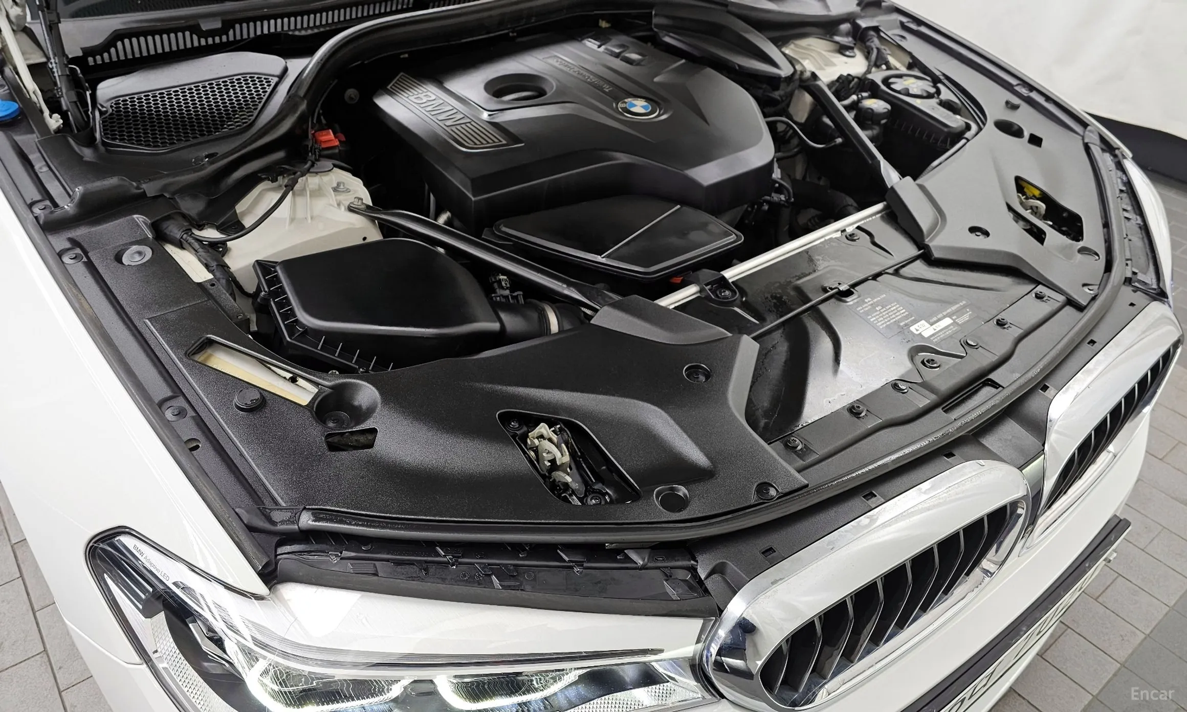BMW 5 Series (G30) превью 6