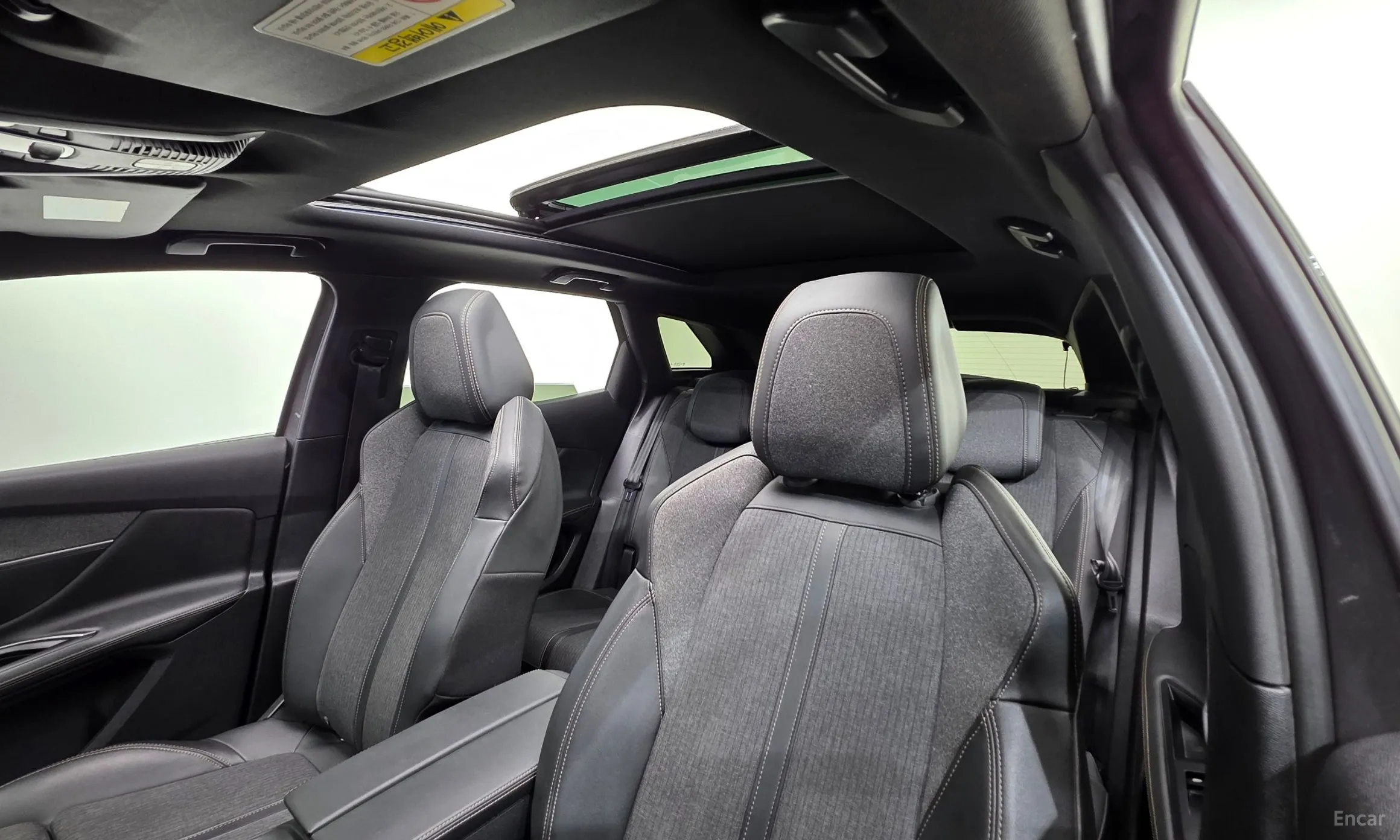 Peugeot 3008 2nd generation превью 11