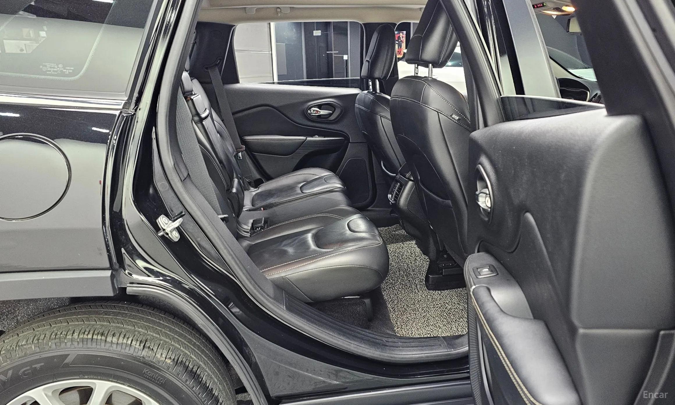 Jeep Cherokee (KL) превью 12