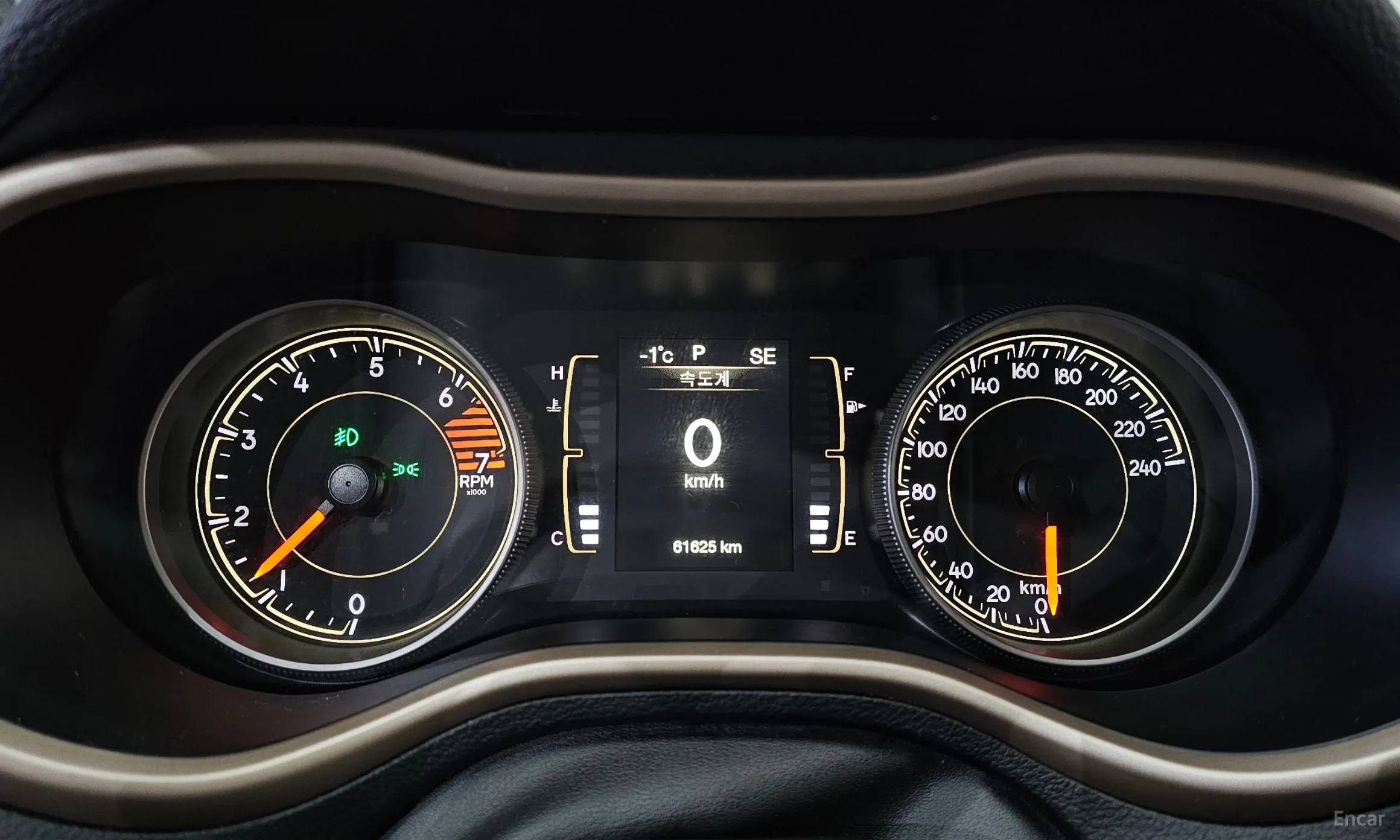Jeep Cherokee (KL) превью 8