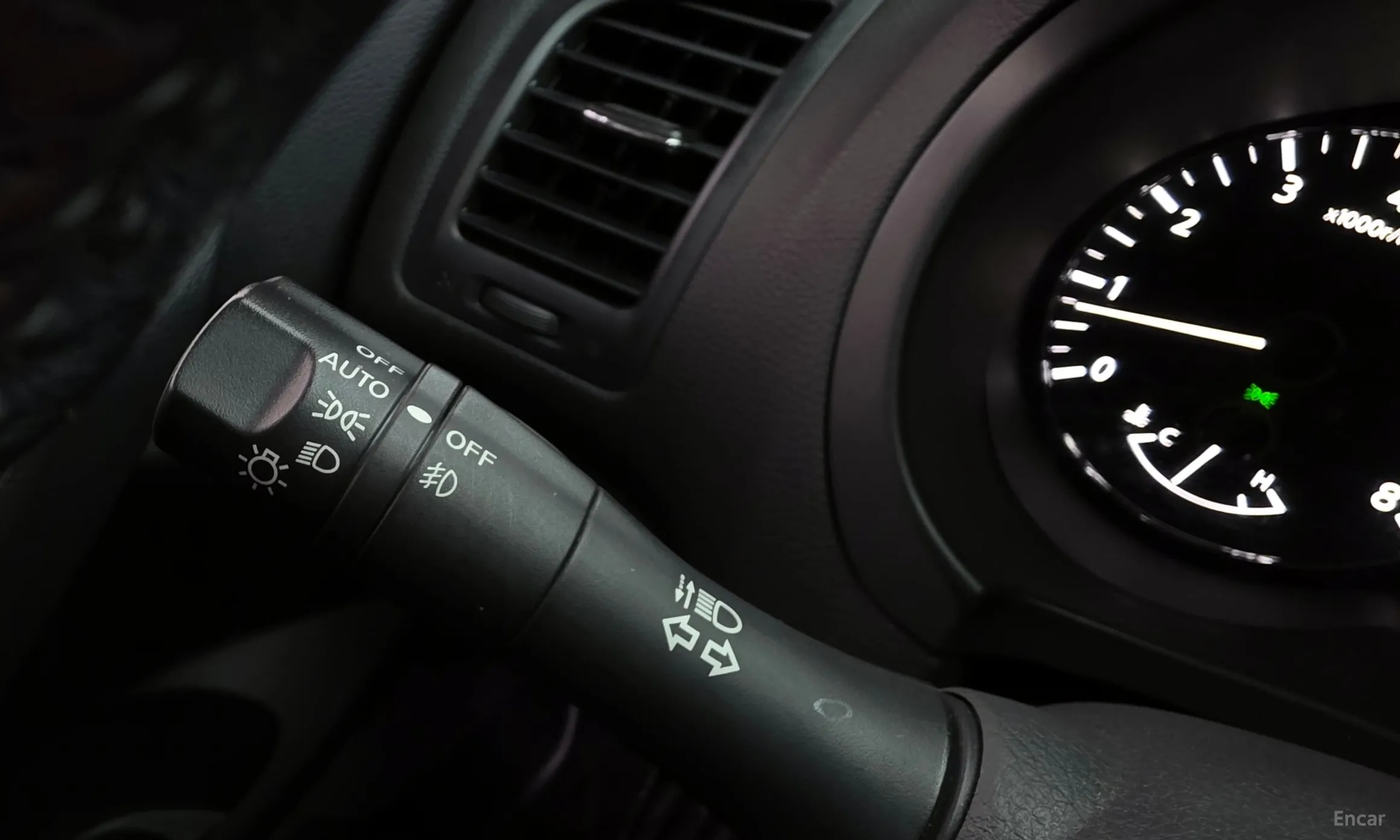 Nissan Altima превью 17