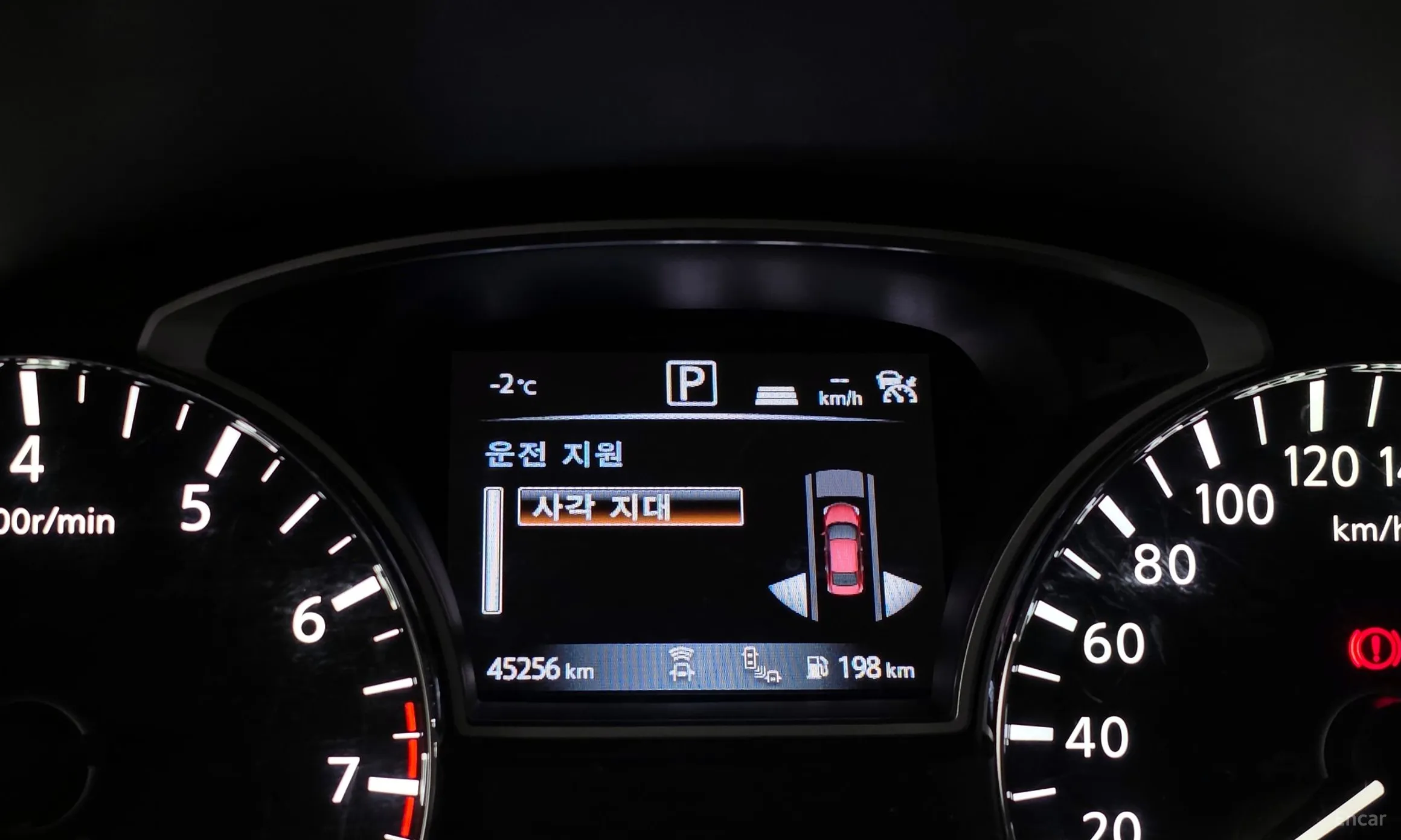 Nissan Altima превью 19