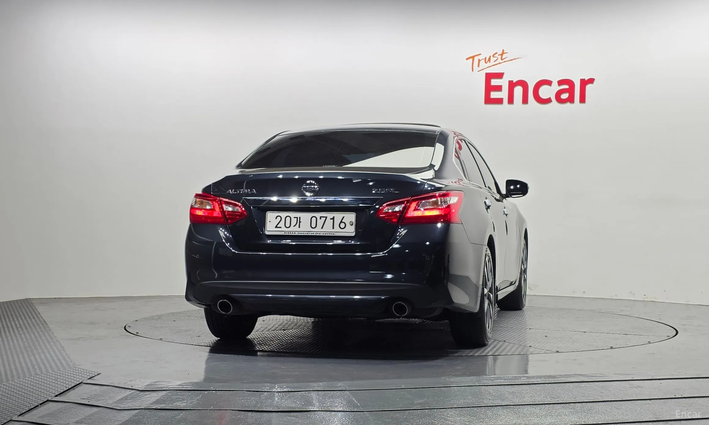 Nissan Altima превью 4