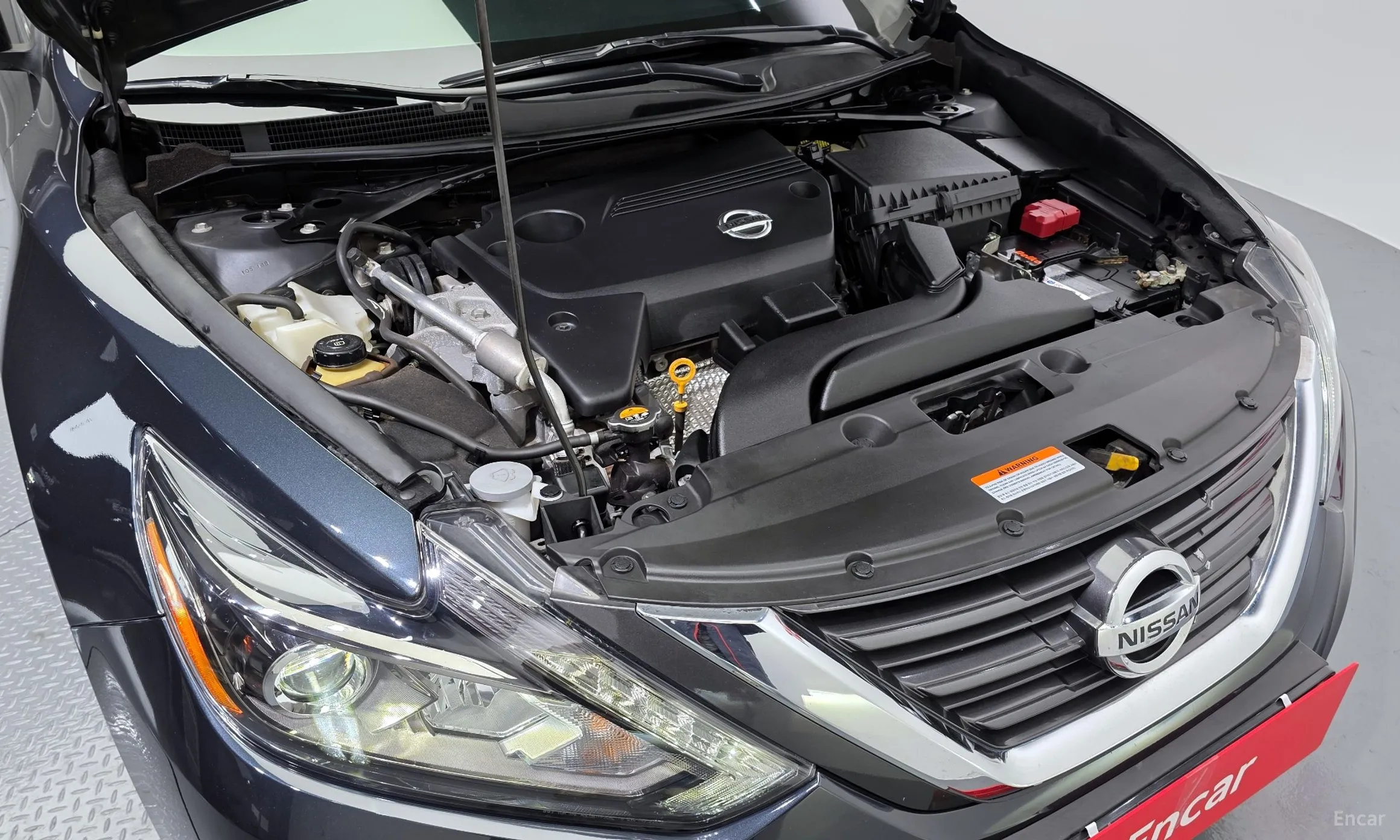 Nissan Altima превью 6