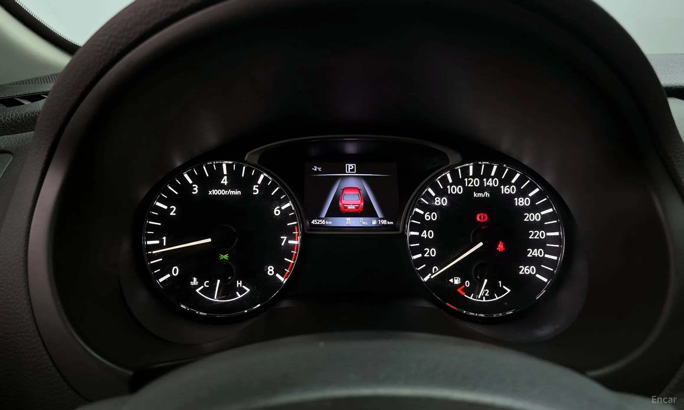 Nissan Altima превью 8