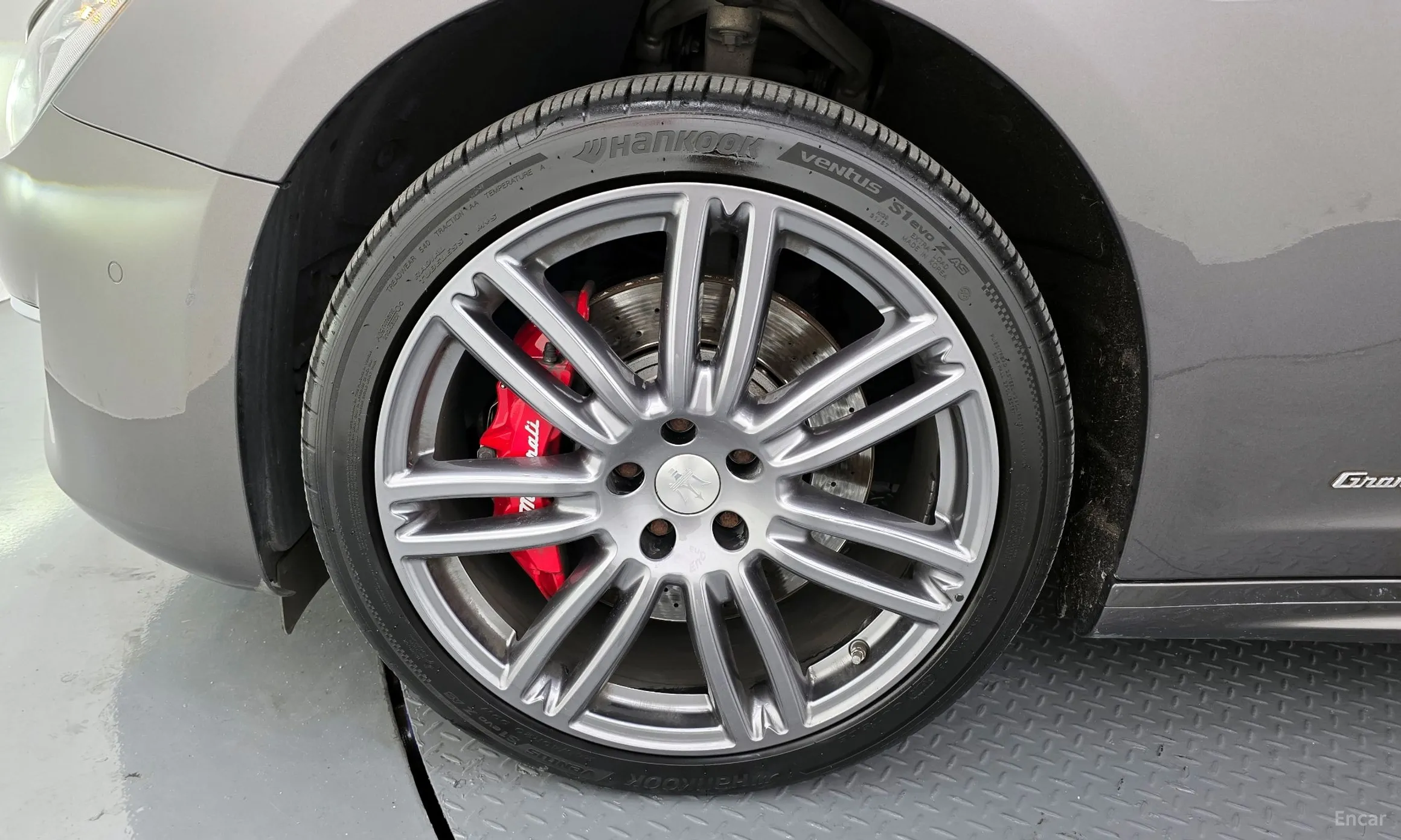 Maserati Ghibli превью 5
