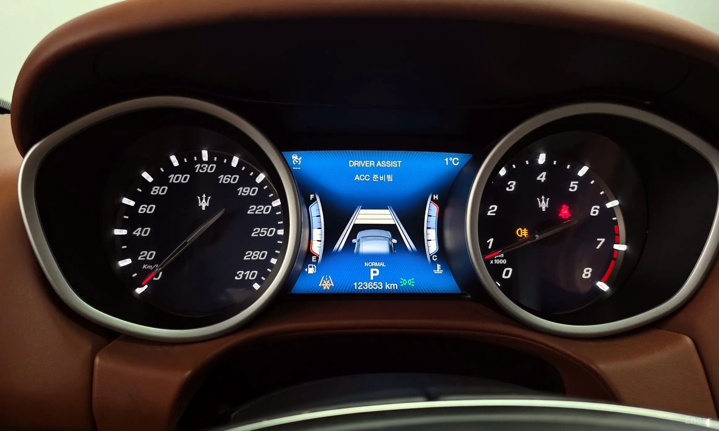 Maserati Ghibli превью 8