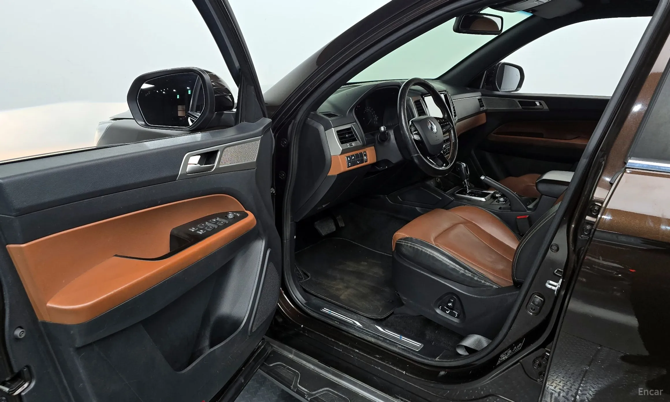 KG Mobility (SsangYong) Rexton Sports превью 10