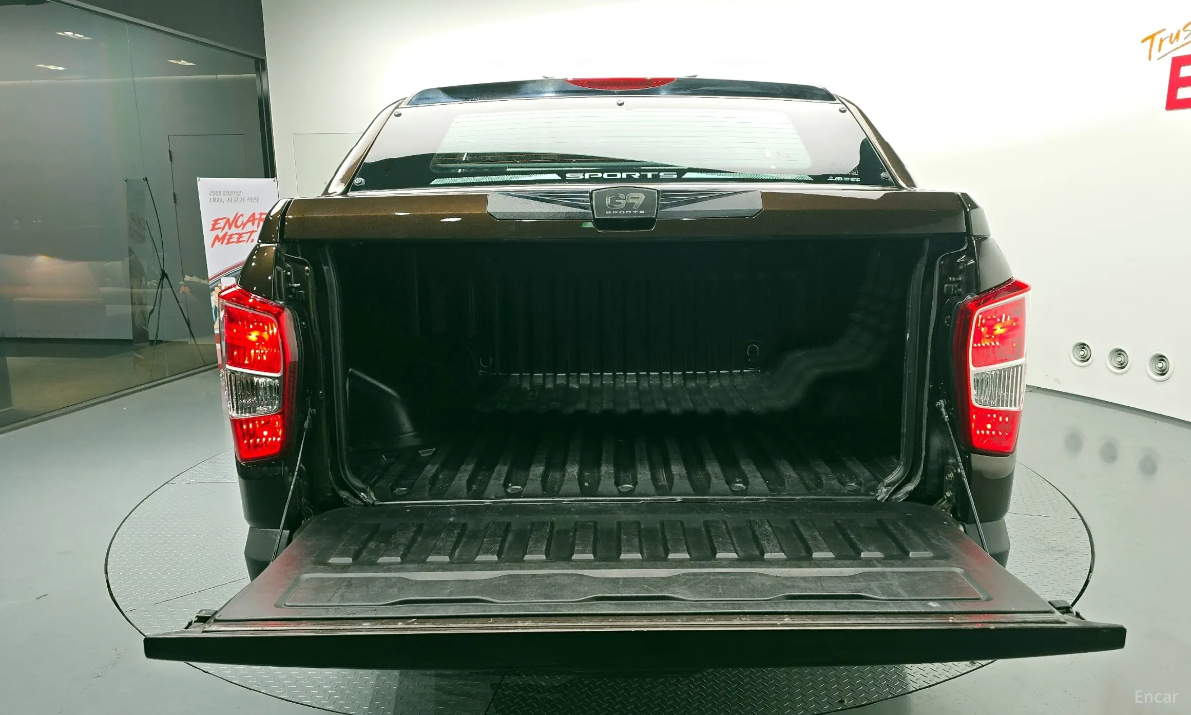 KG Mobility (SsangYong) Rexton Sports превью 20