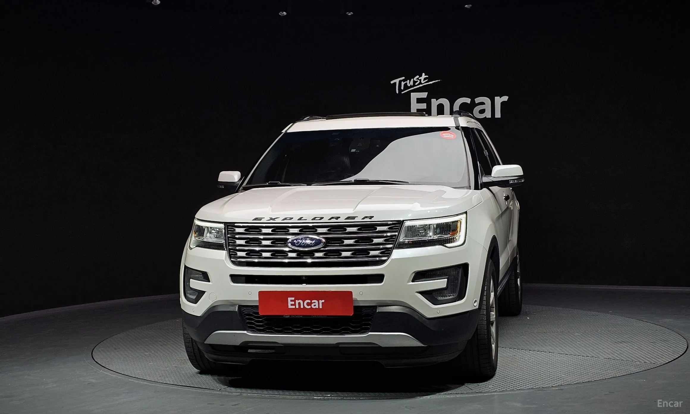Ford Explorer превью 3