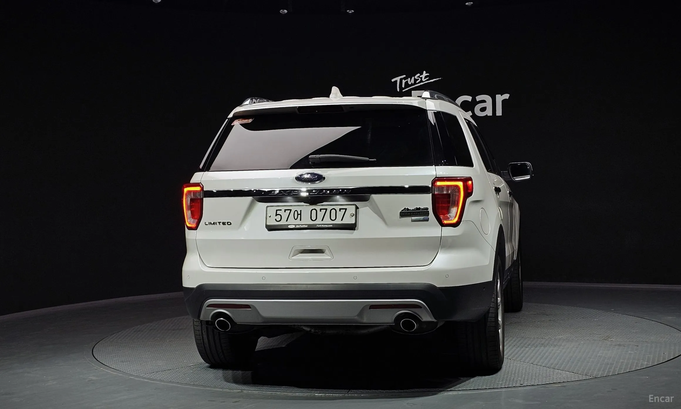 Ford Explorer превью 4