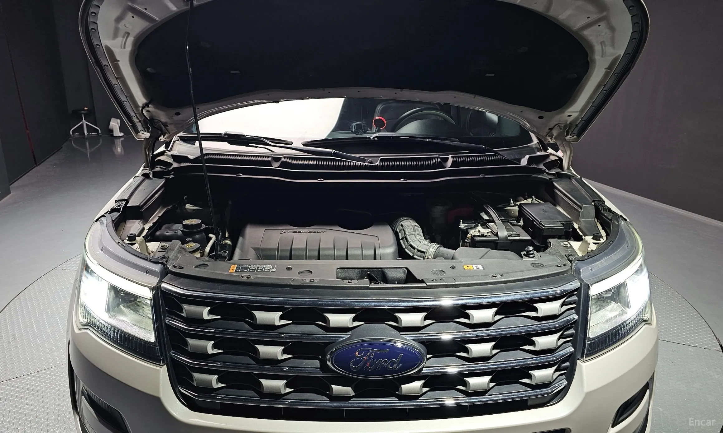 Ford Explorer превью 6
