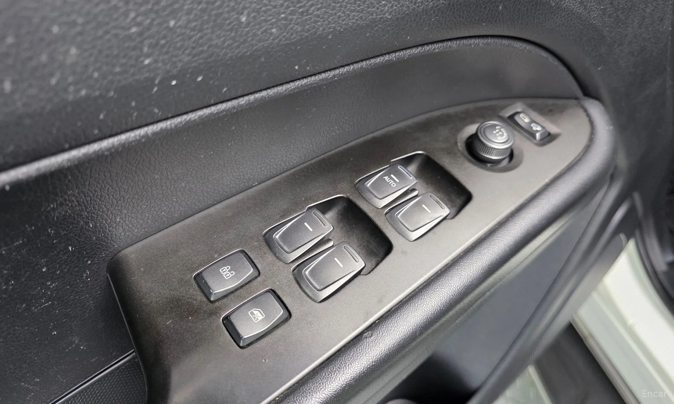 KG Mobility (SsangYong) Rexton Sports превью 12
