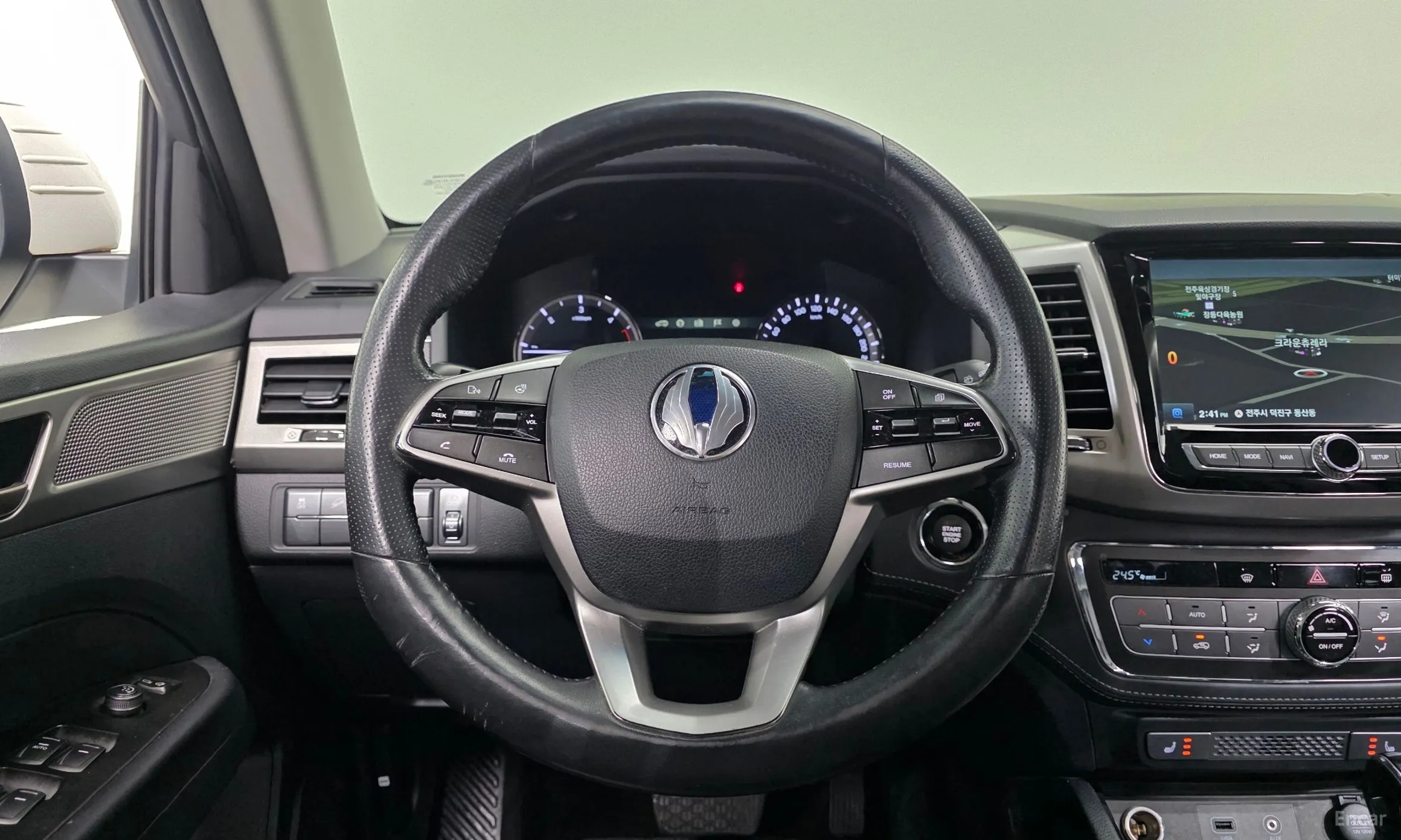 KG Mobility (SsangYong) Rexton Sports превью 14