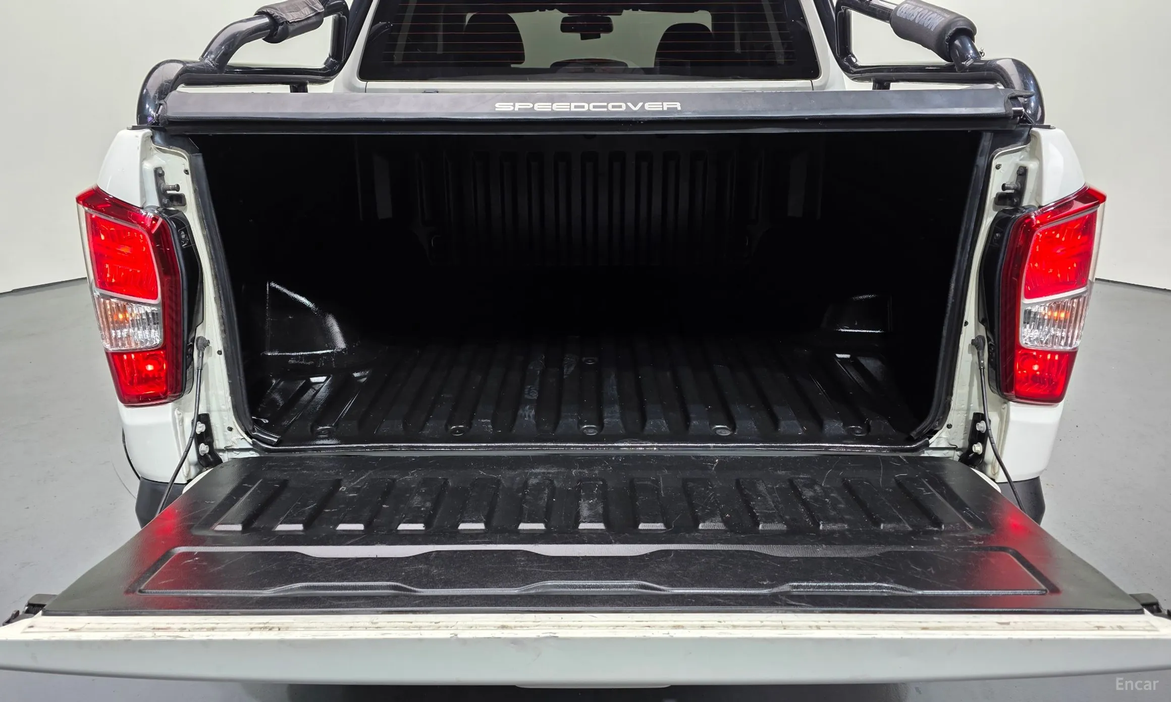 KG Mobility (SsangYong) Rexton Sports превью 20