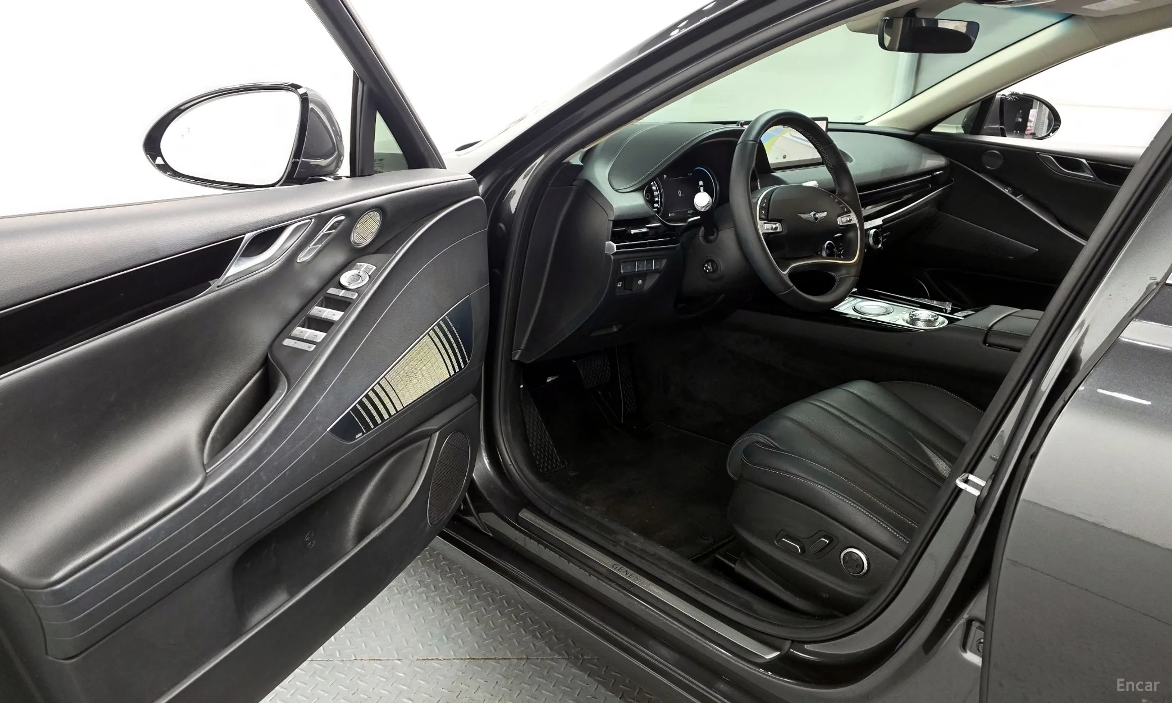Genesis G80 (RG3) превью 10