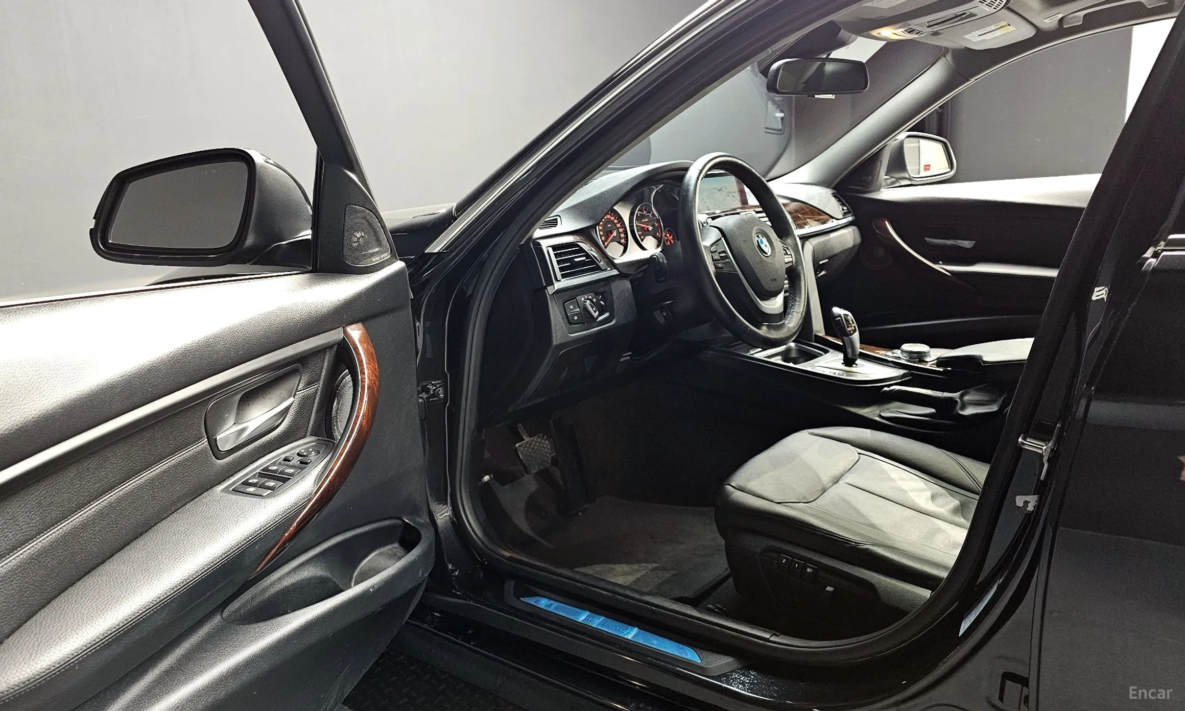 BMW 3 Series (F30) превью 12