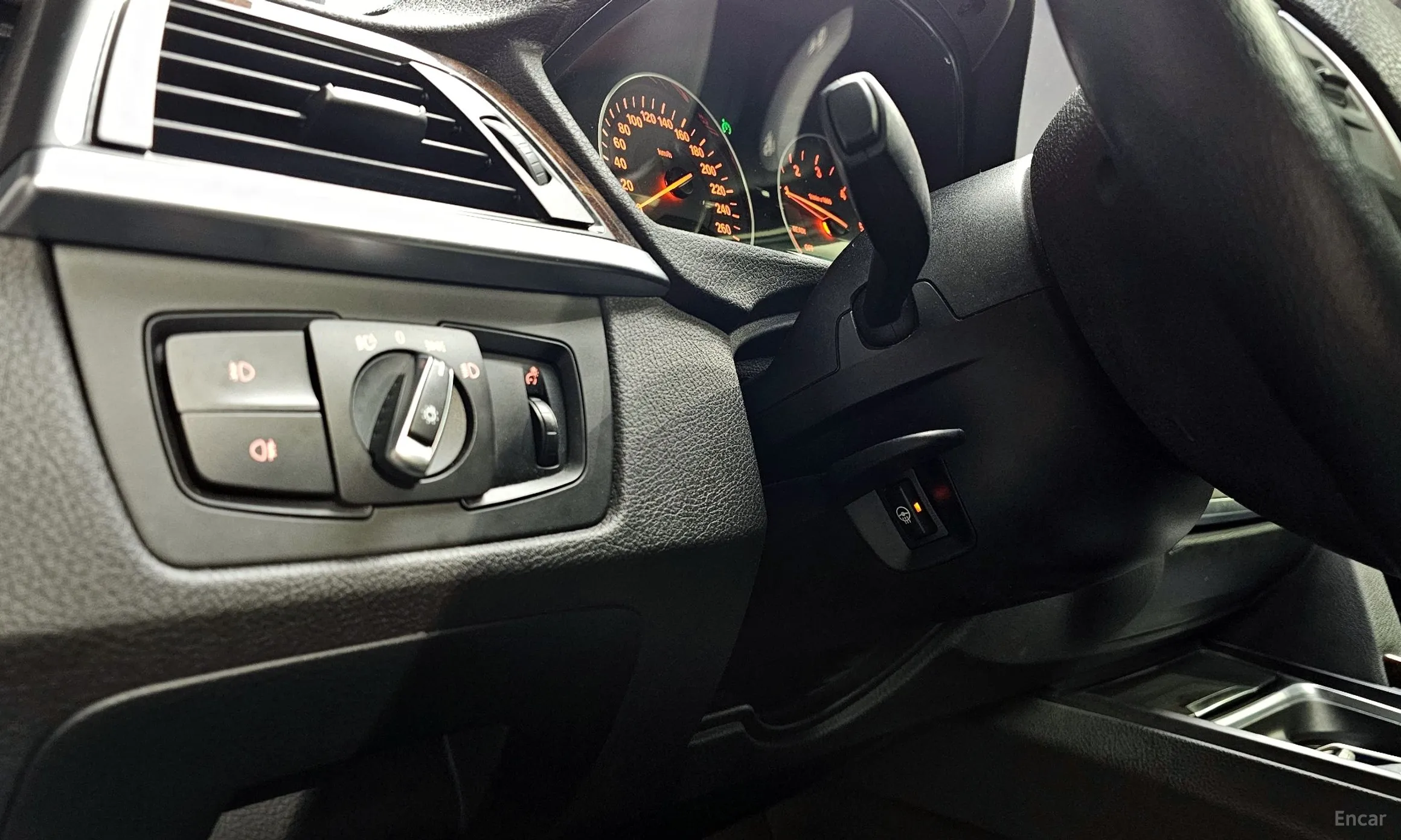 BMW 3 Series (F30) превью 13