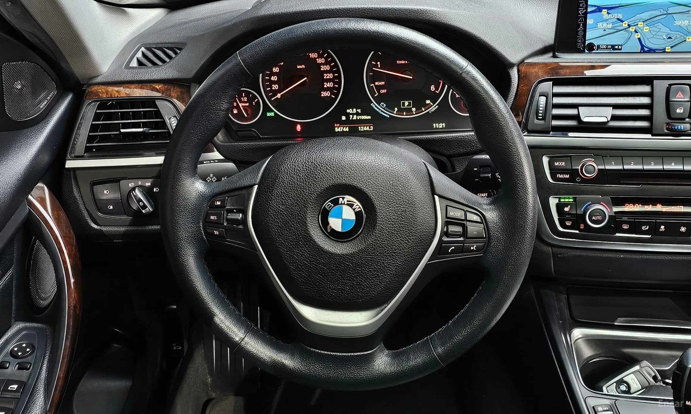 BMW 3 Series (F30) превью 14