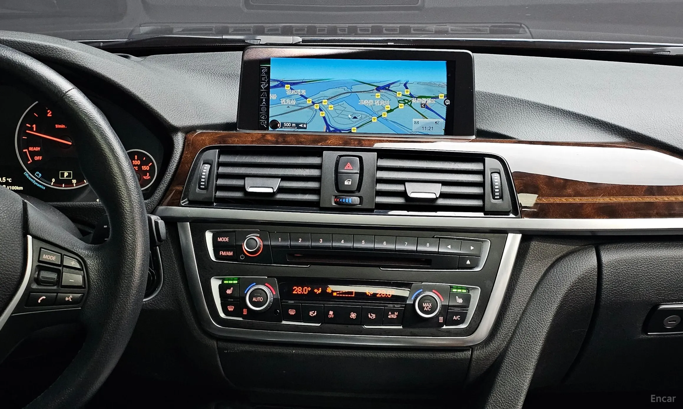 BMW 3 Series (F30) превью 16