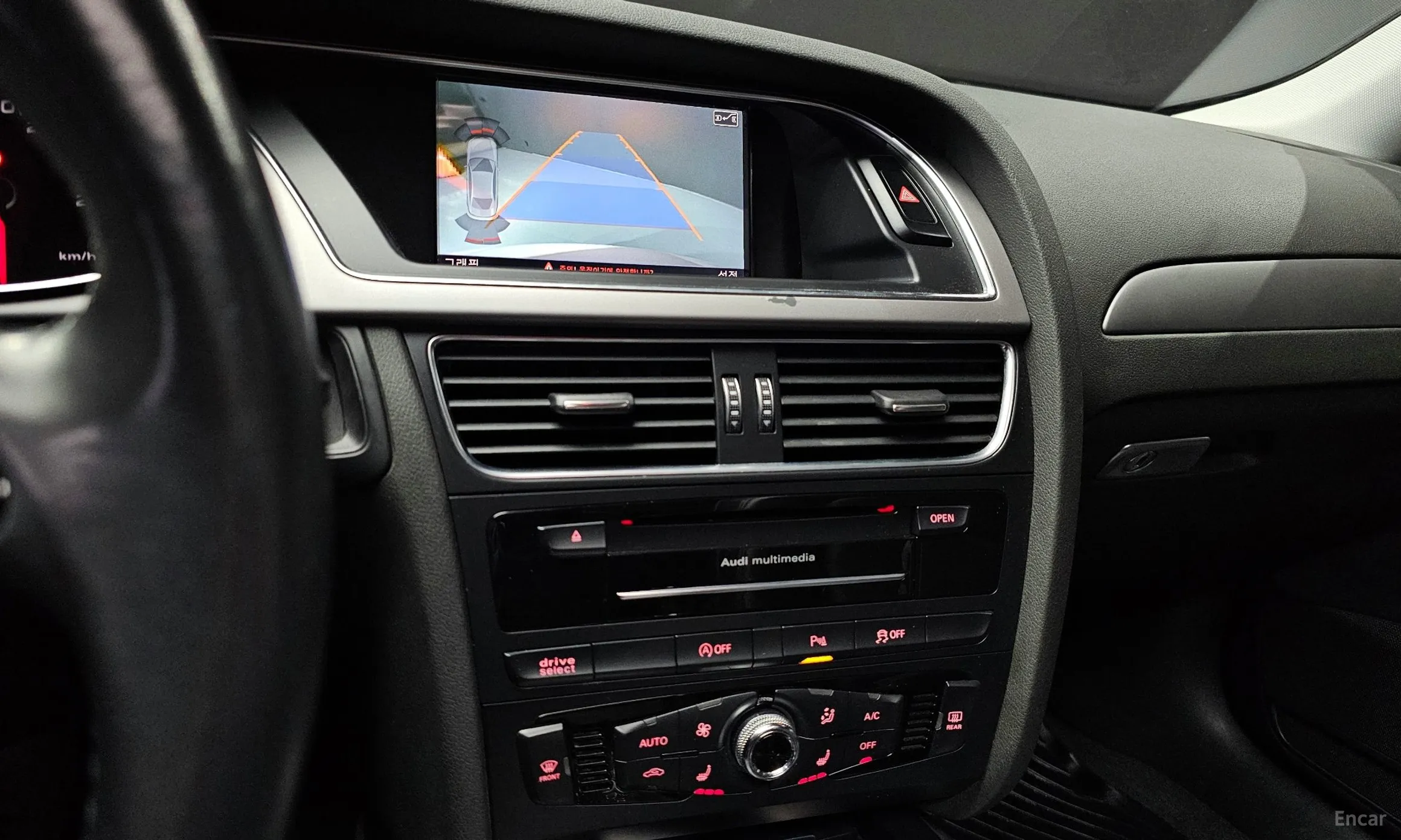 Audi New A4 превью 16