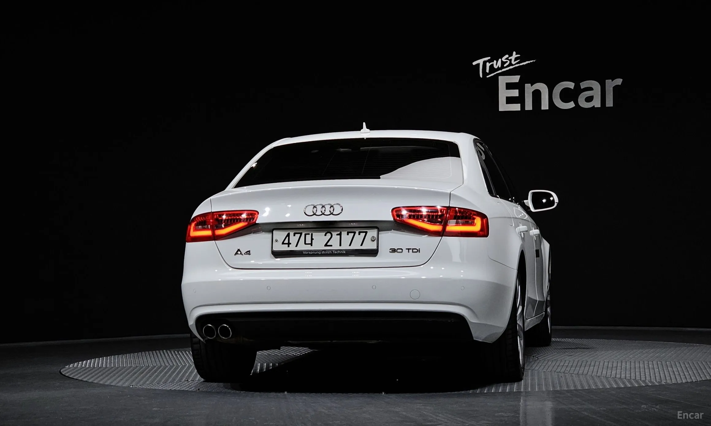 Audi New A4 превью 4