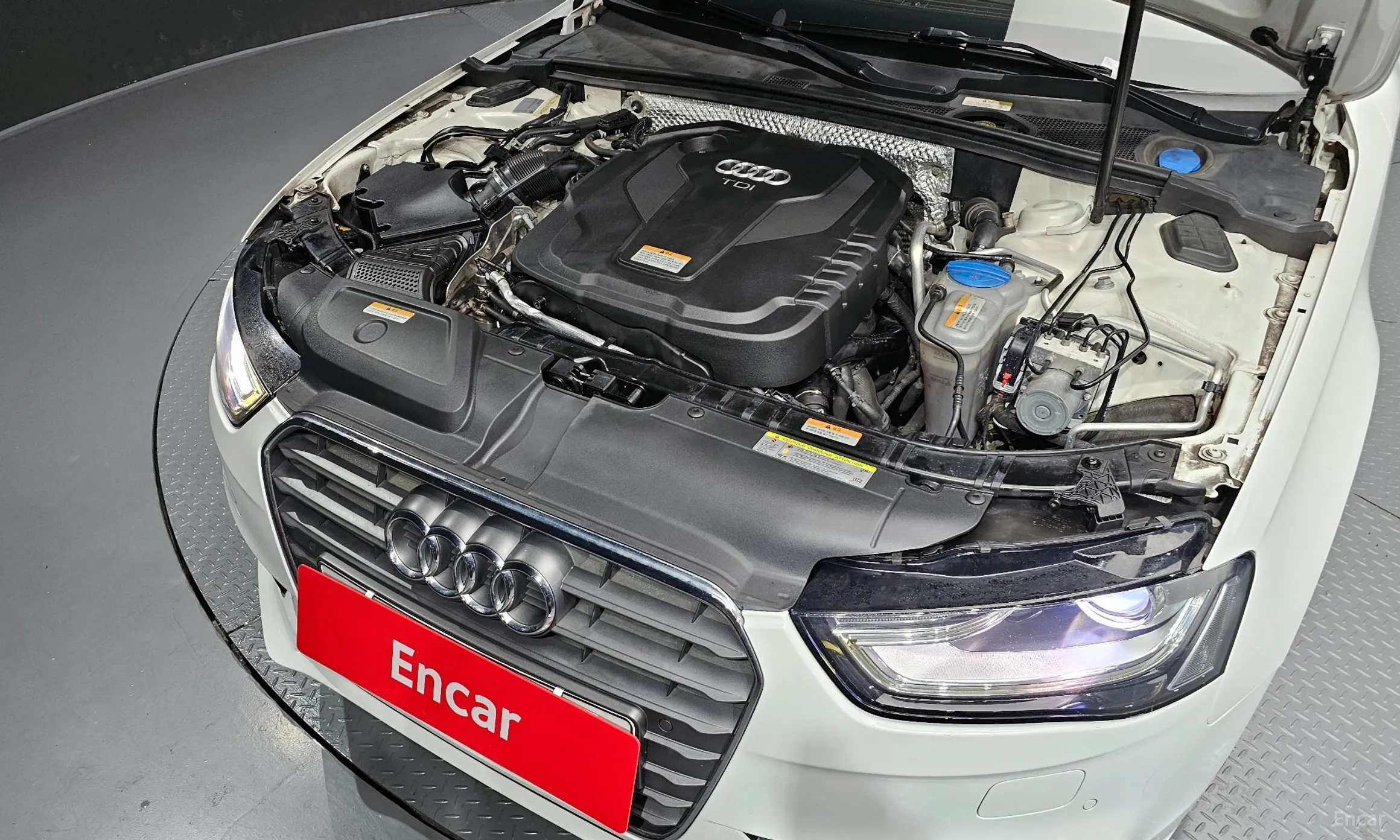 Audi New A4 превью 6