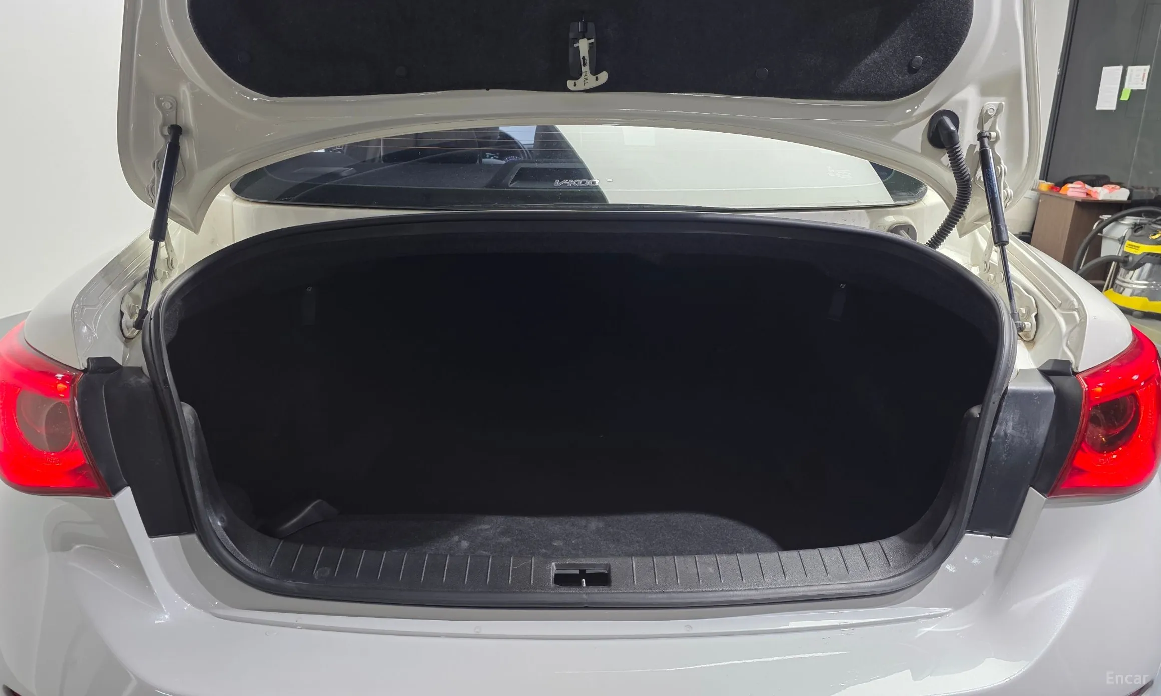 Infiniti Q50 превью 19