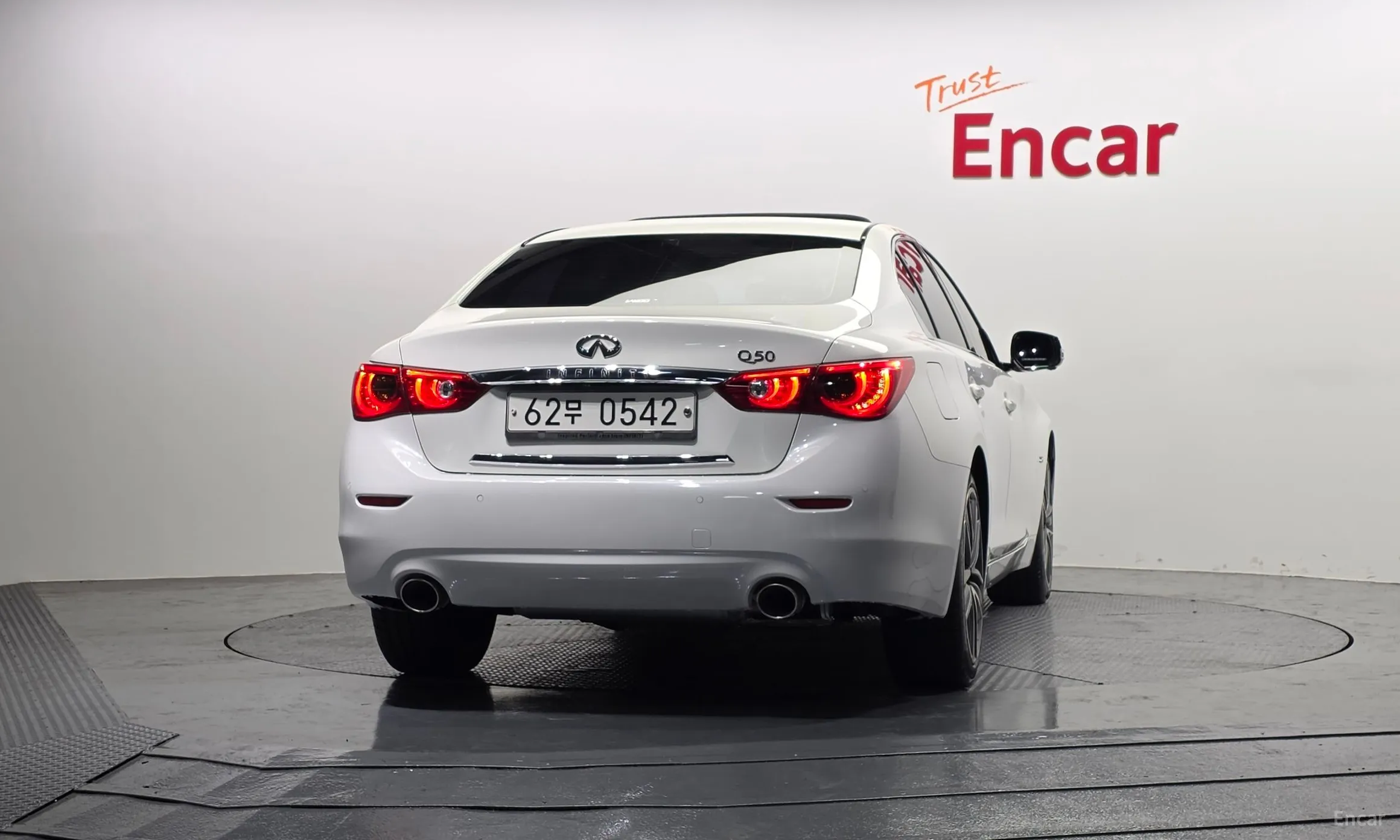 Infiniti Q50 превью 4