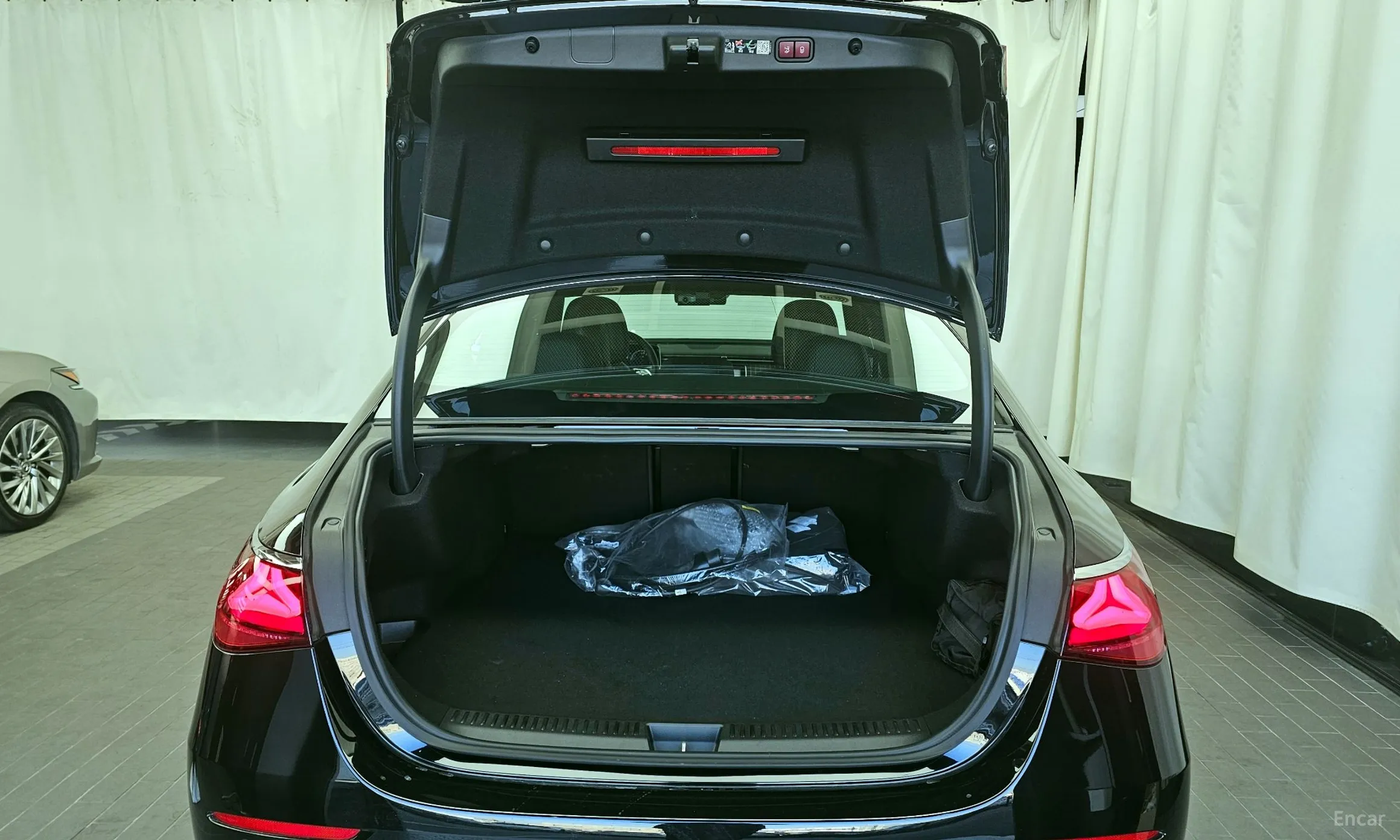 Mercedes Benz E-Class W214 превью 20