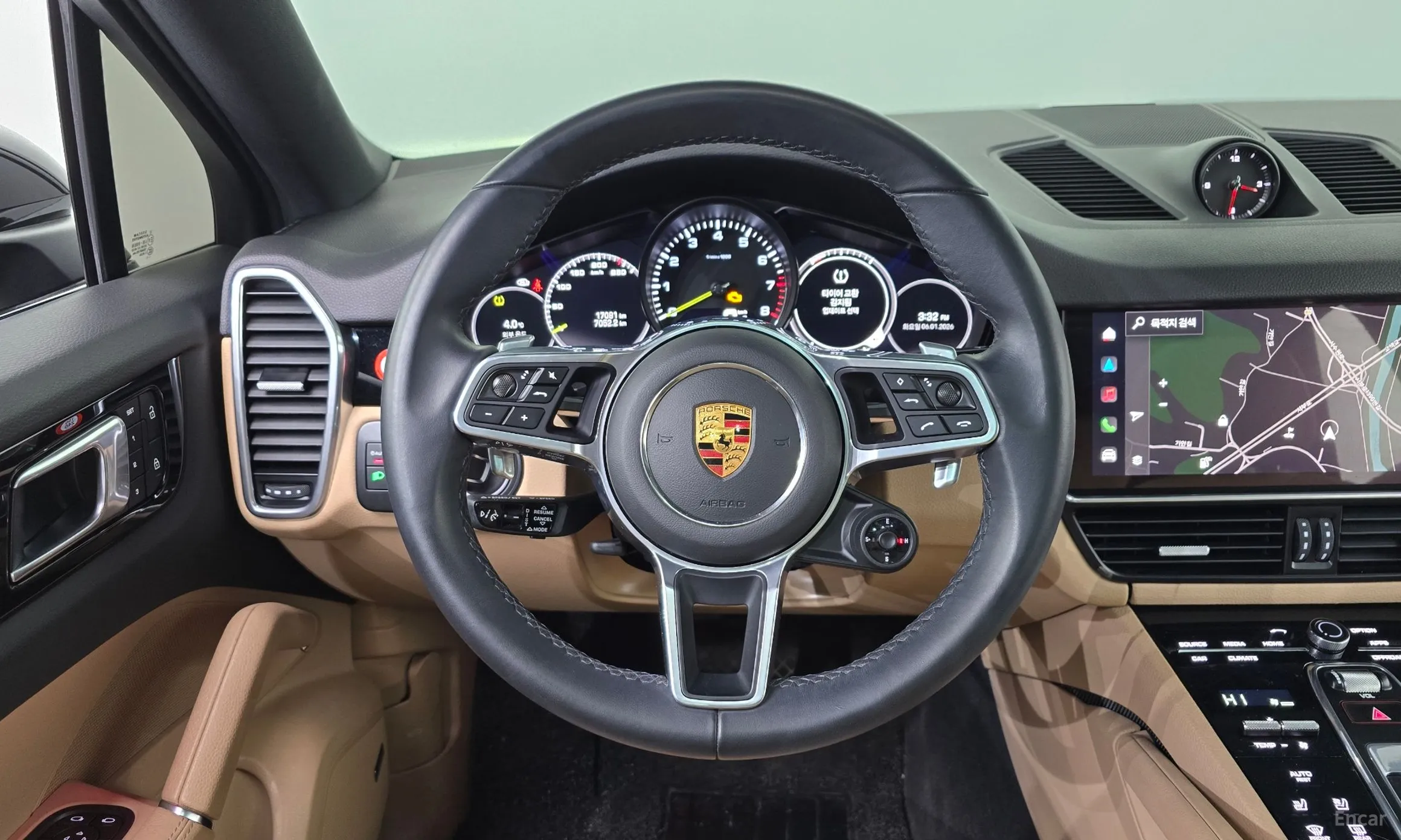 Porsche Cayenne (PO536) превью 13