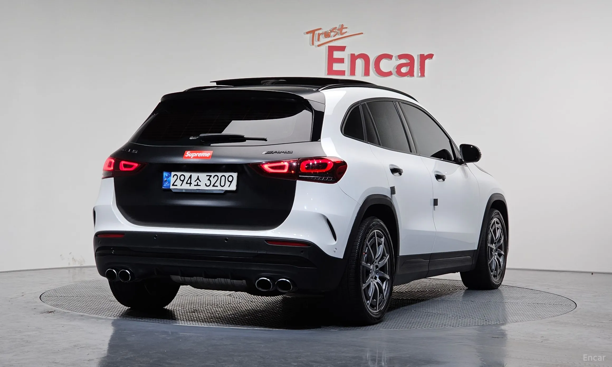 Mercedes Benz GLA-Class H247
