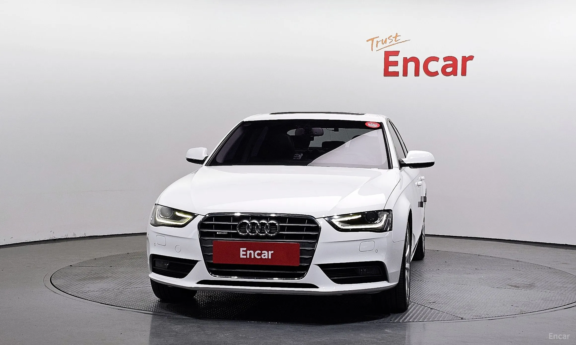 Audi New A4 превью 3