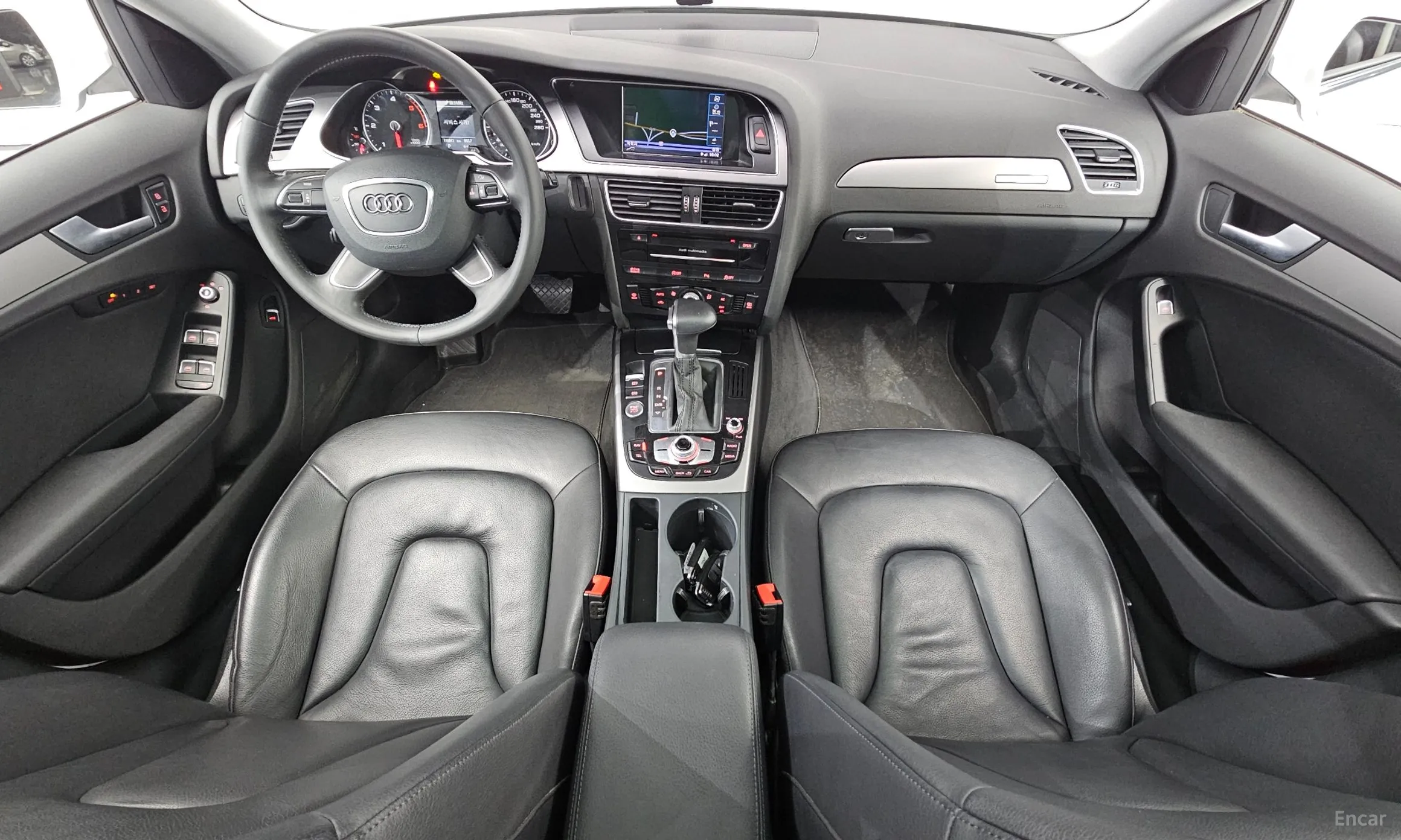Audi New A4 превью 7