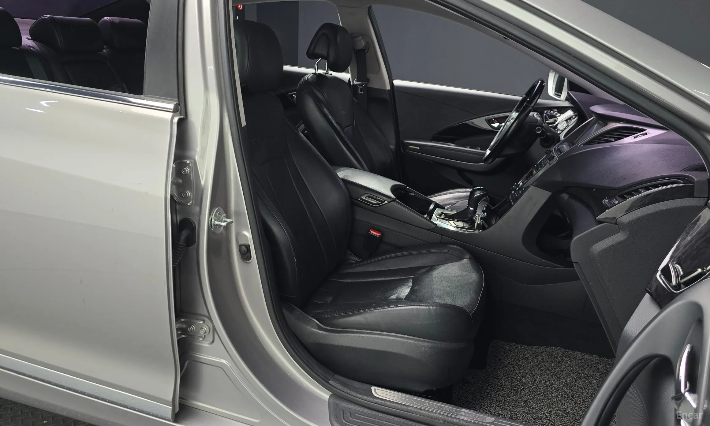 Hyundai Grandeur HG превью 10
