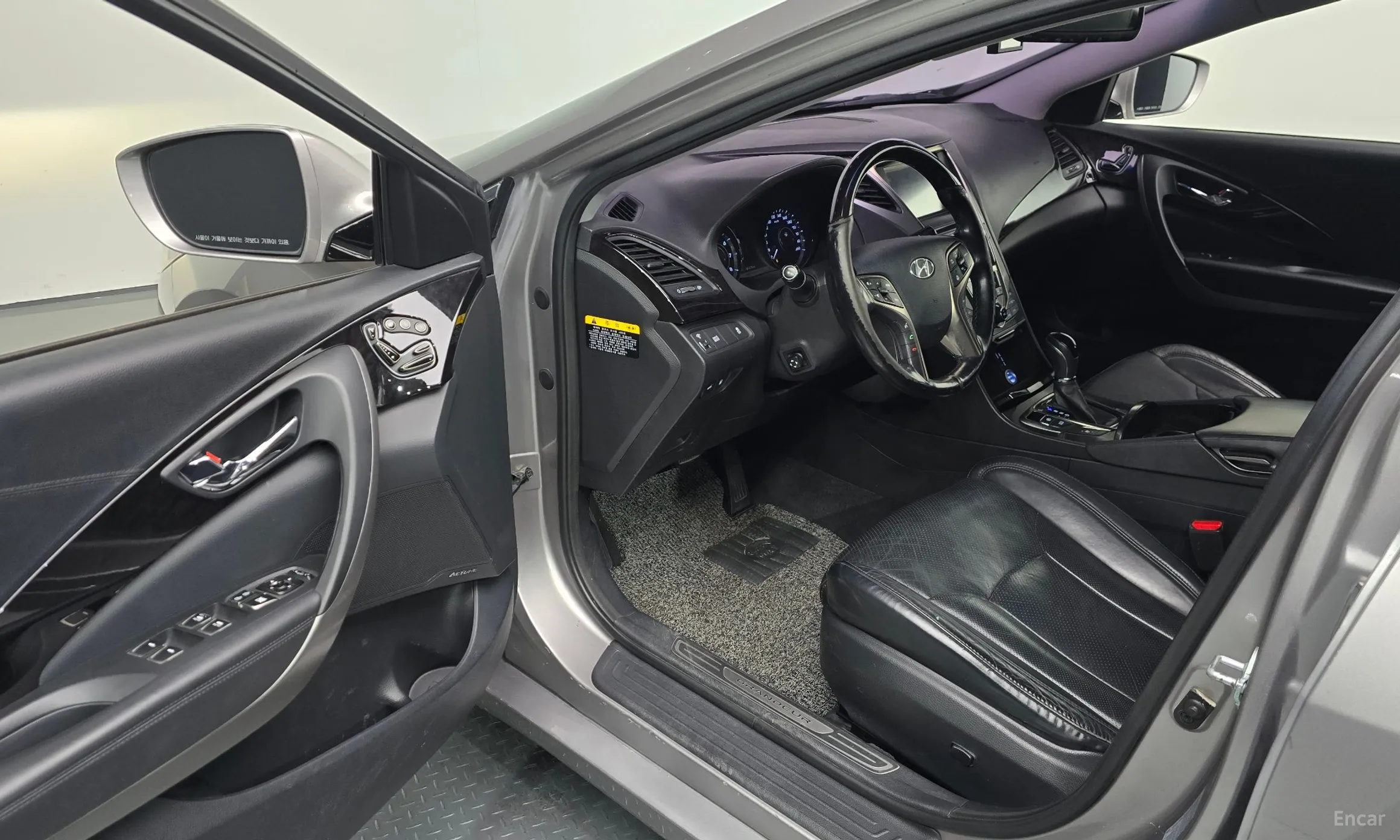 Hyundai Grandeur HG превью 11
