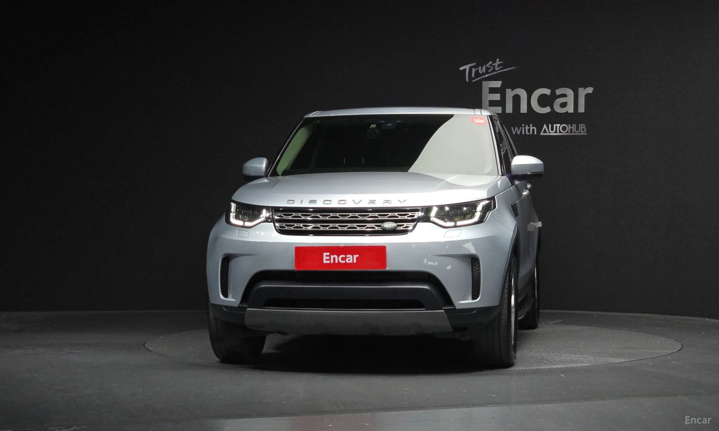 Land Rover Discovery 5 превью 3