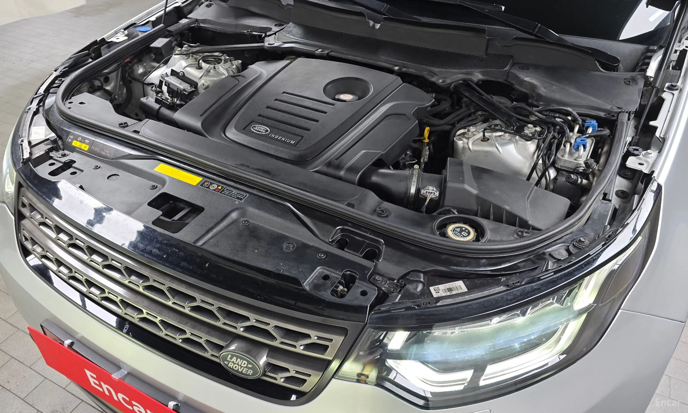 Land Rover Discovery 5 превью 6