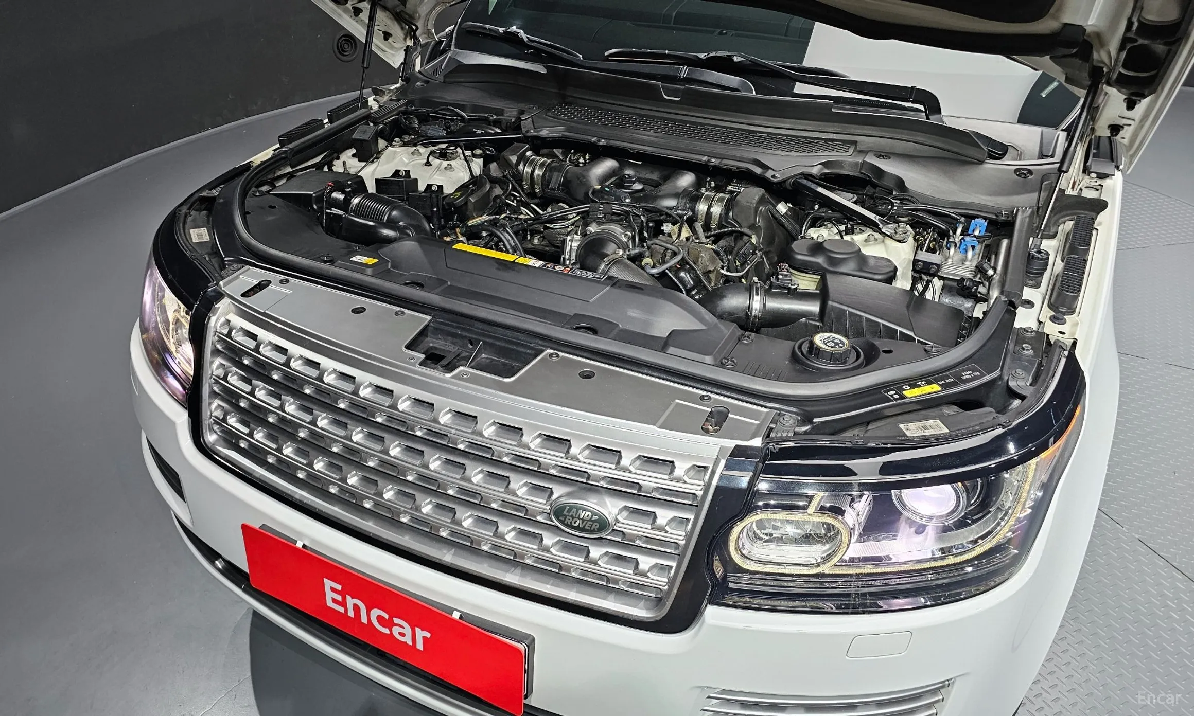 Land Rover Range Rover 4th Generation превью 6
