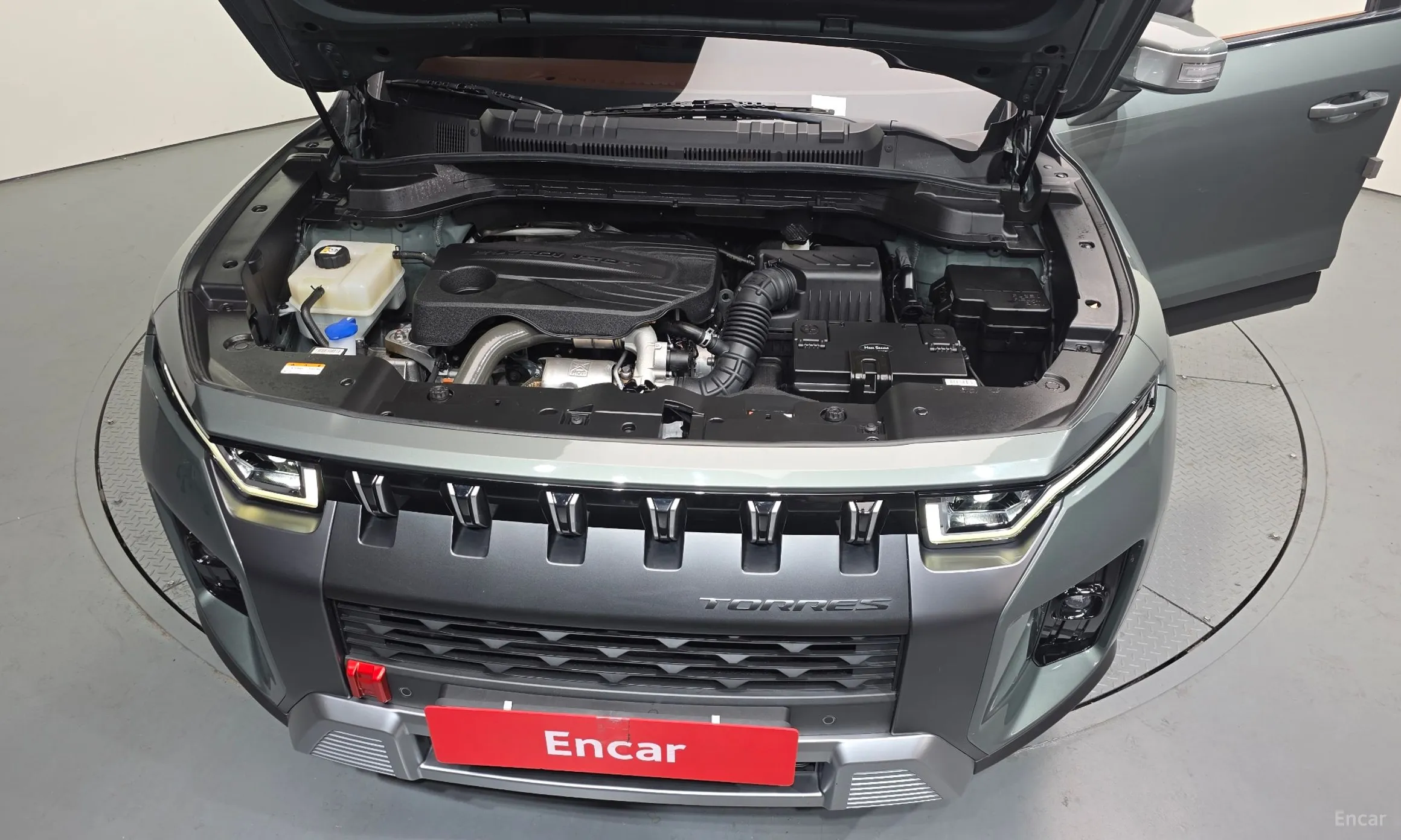 KG Mobility (SsangYong) Torres превью 6